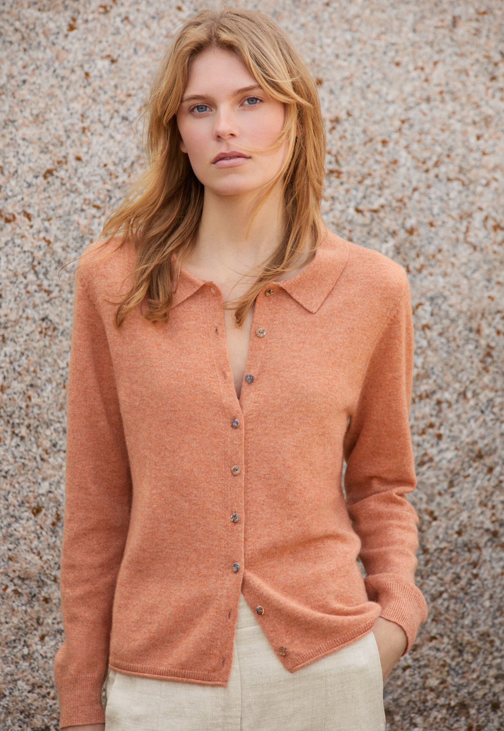 Durchgekn&ouml;pfter Pullover