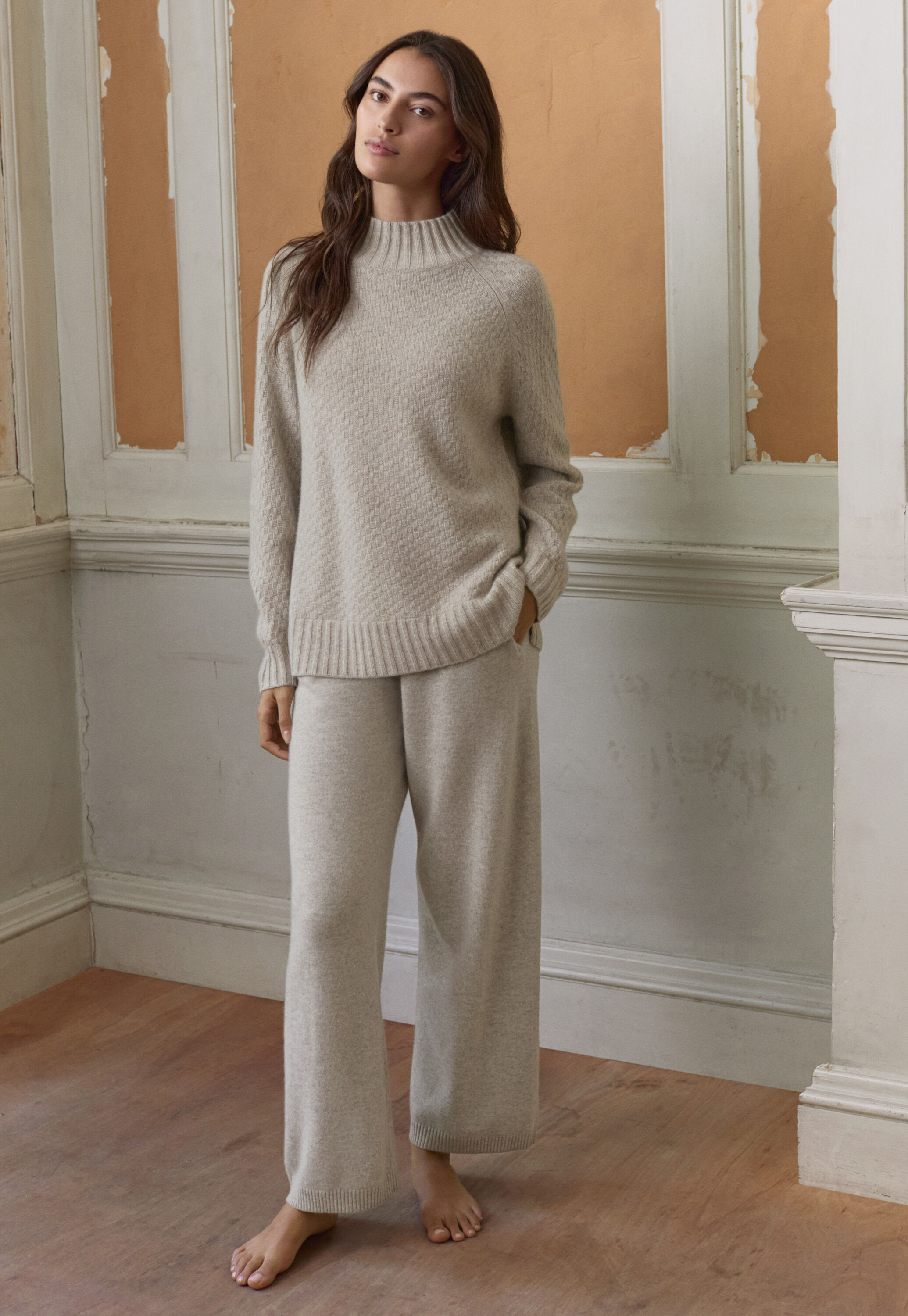 Pullover mit Trichterkragen