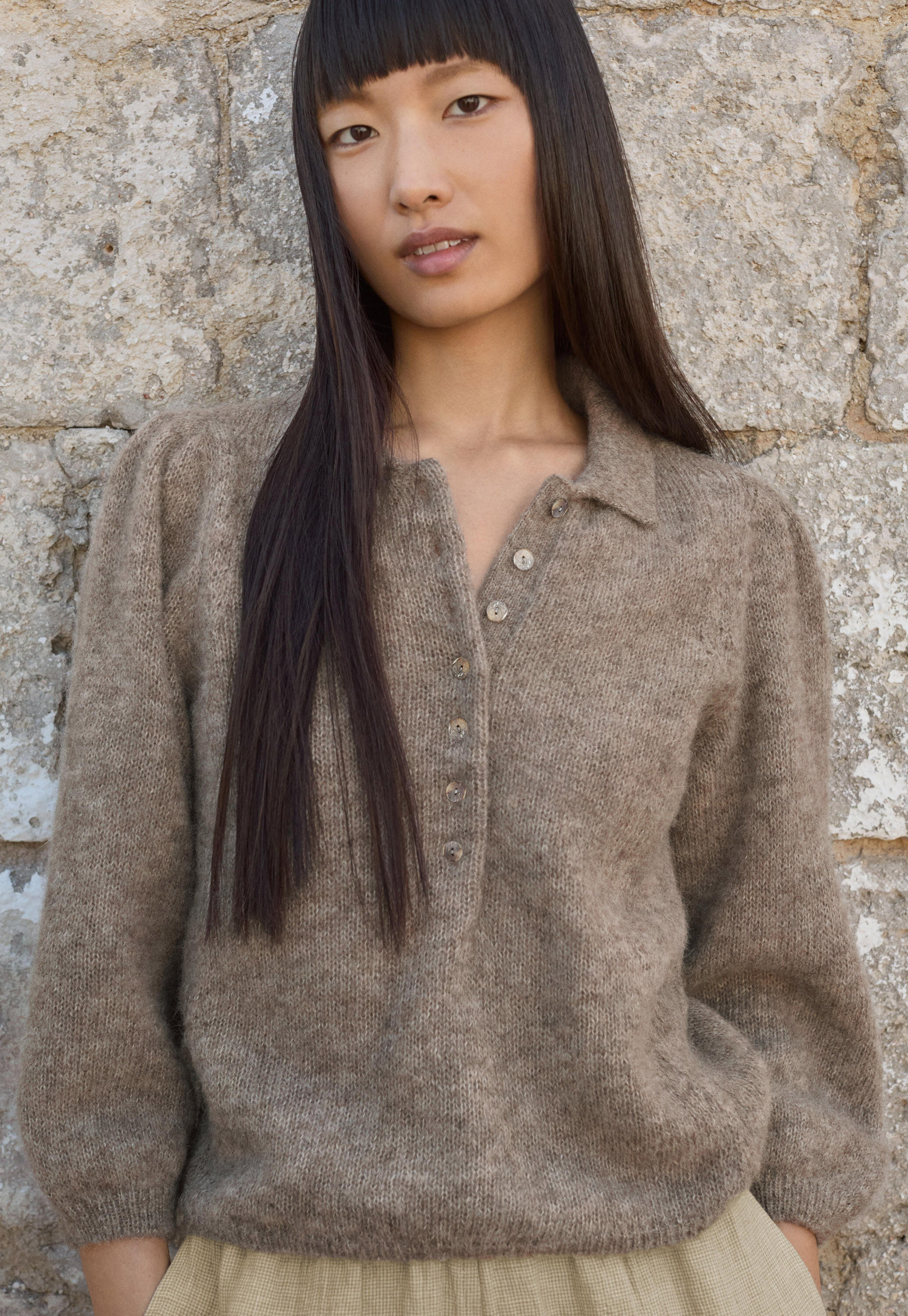 Pullover mit Kragen