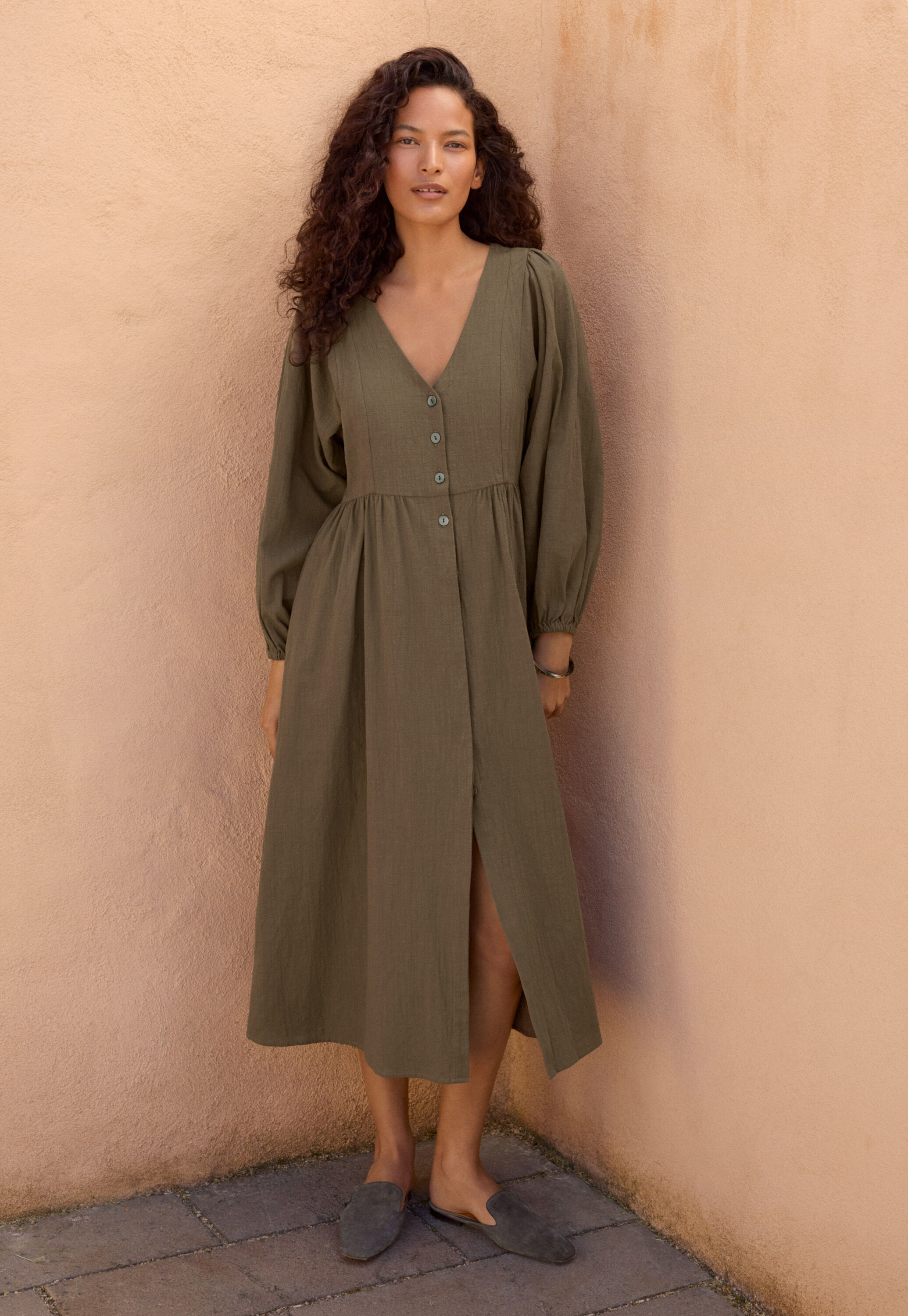Kleid mit gerafften &Auml;rmeln