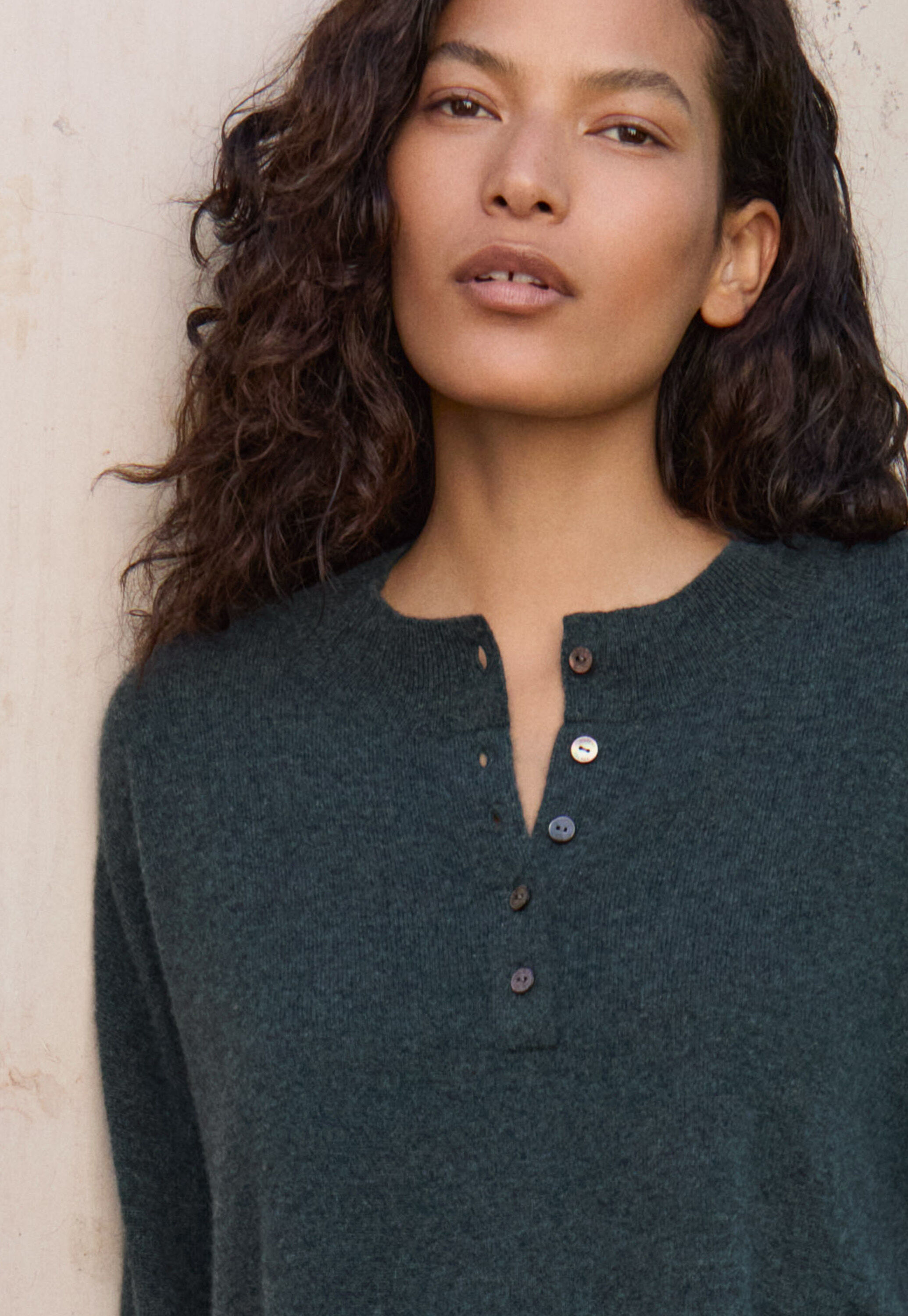 Pullover mit Knopfleiste