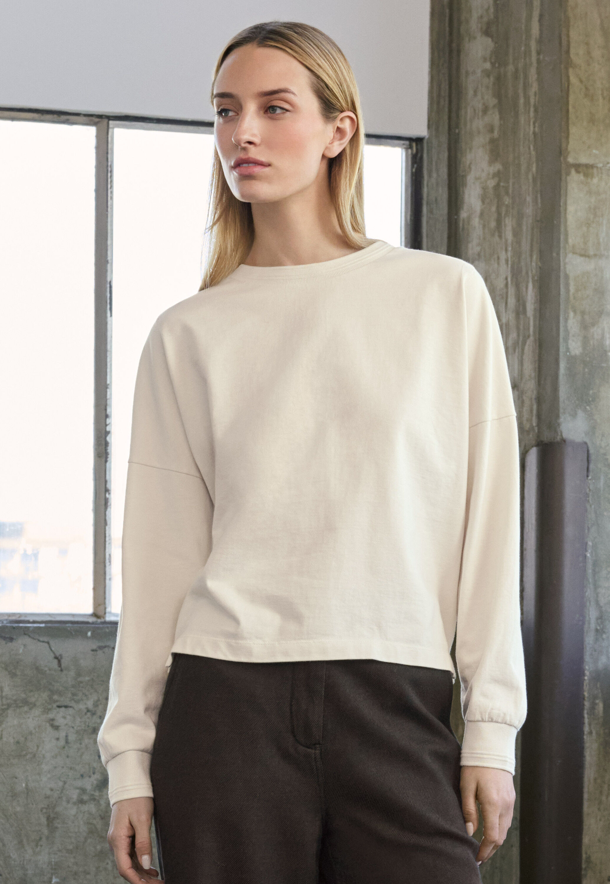 Sweatshirt aus pigmentgef&auml;rbtem Jersey