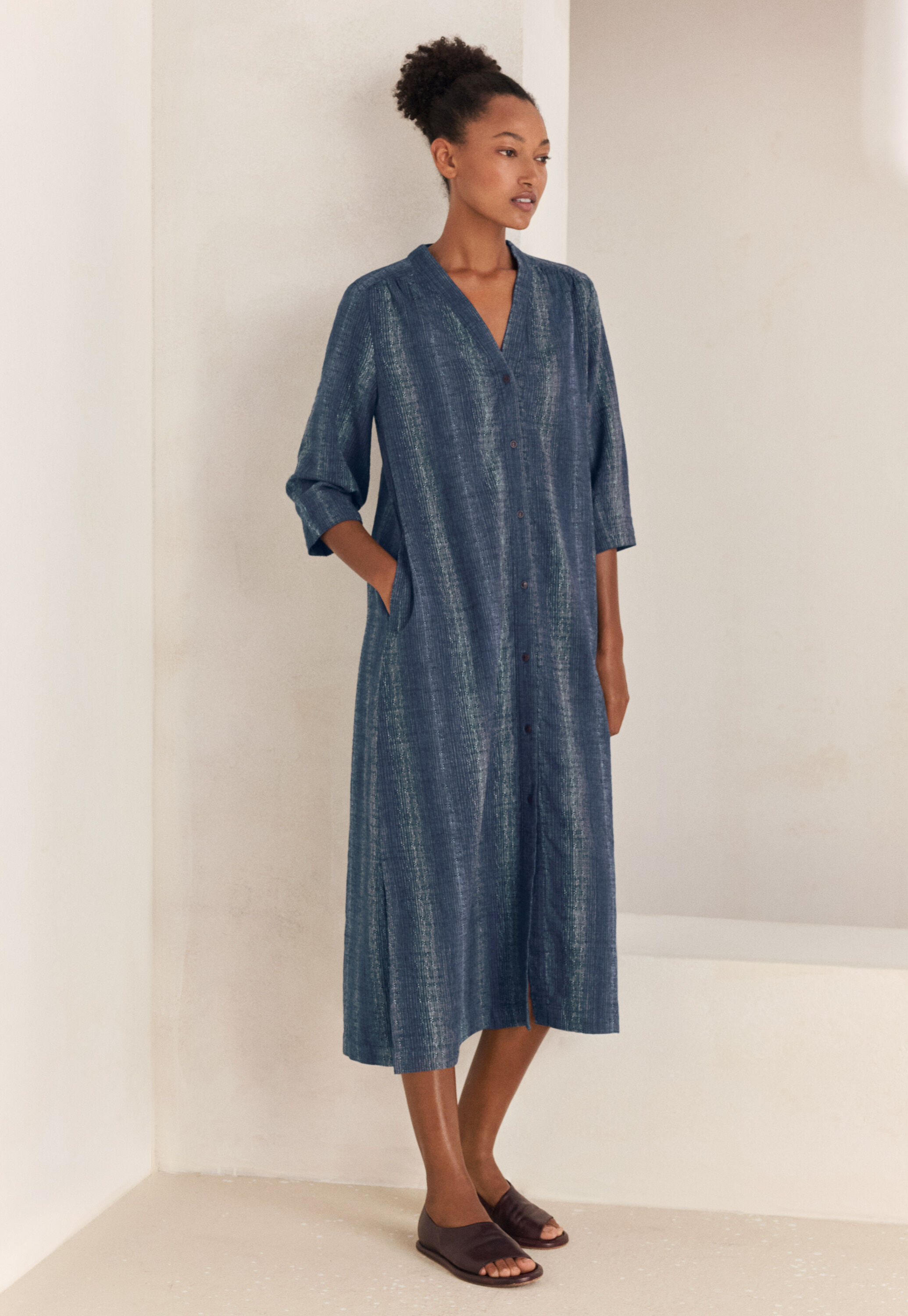 Durchgekn&ouml;pftes Kleid