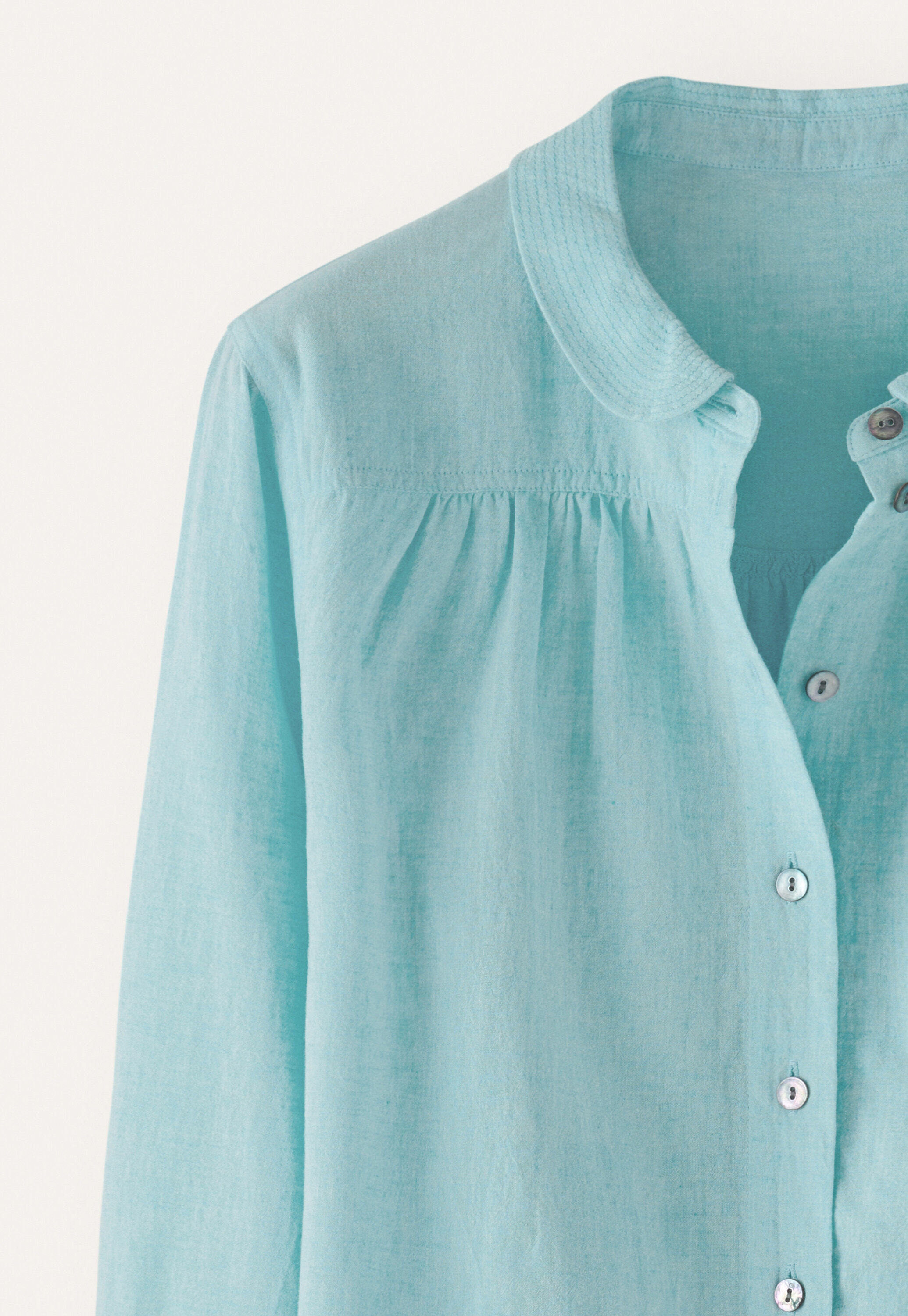 Bluse mit rundem Kragen
