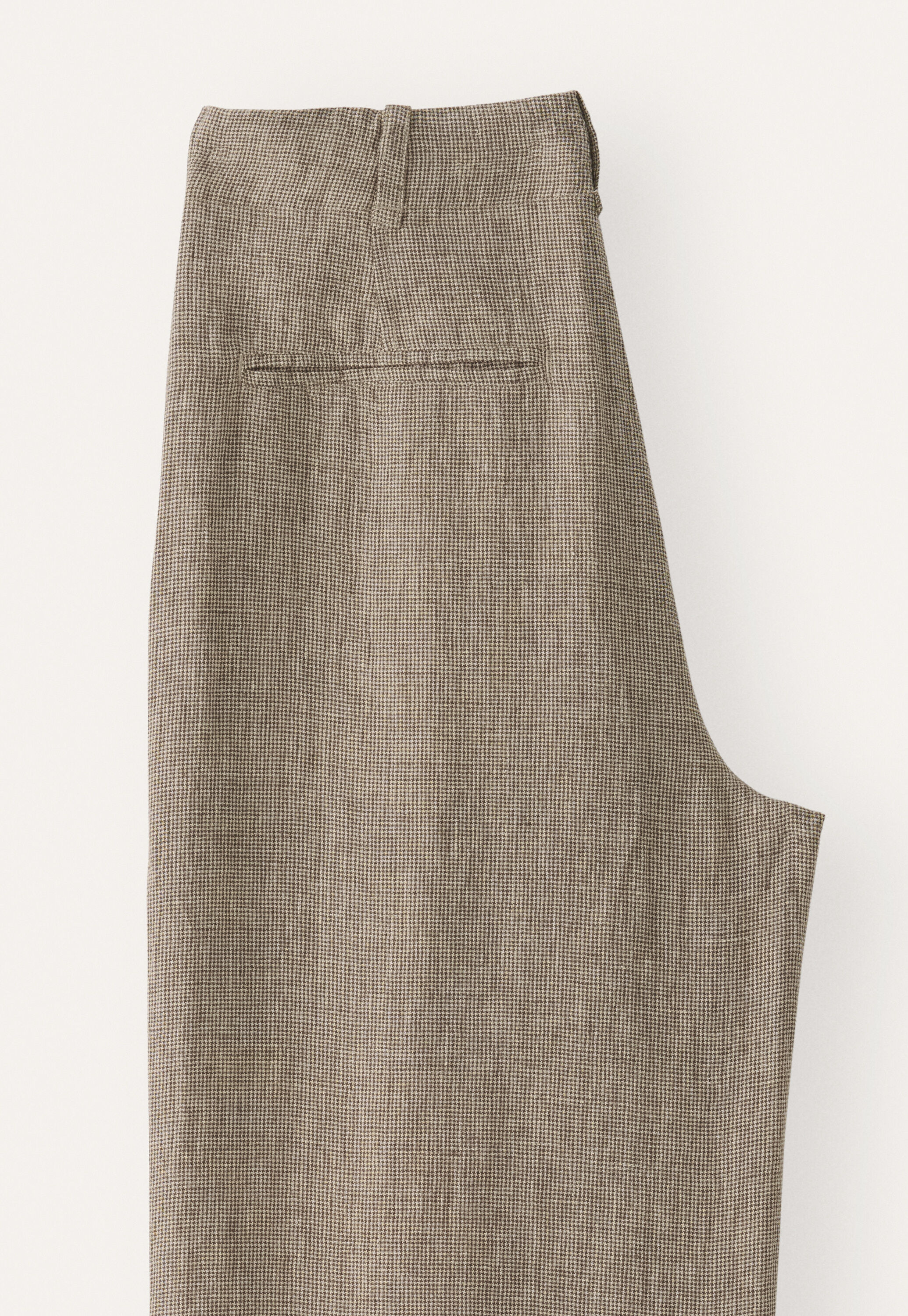 Hose mit Faltenfront