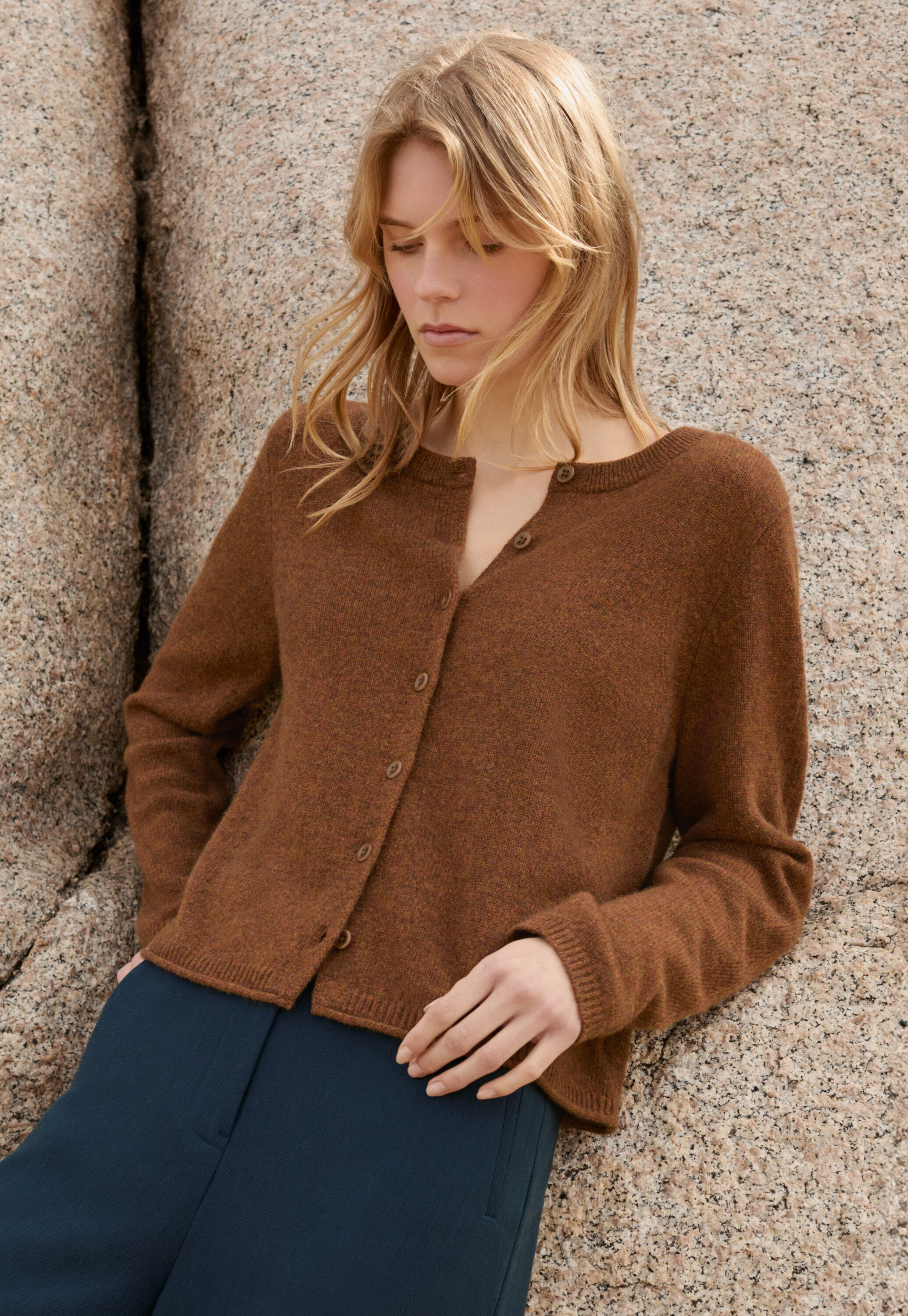 Durchgekn&ouml;pfter Pullover
