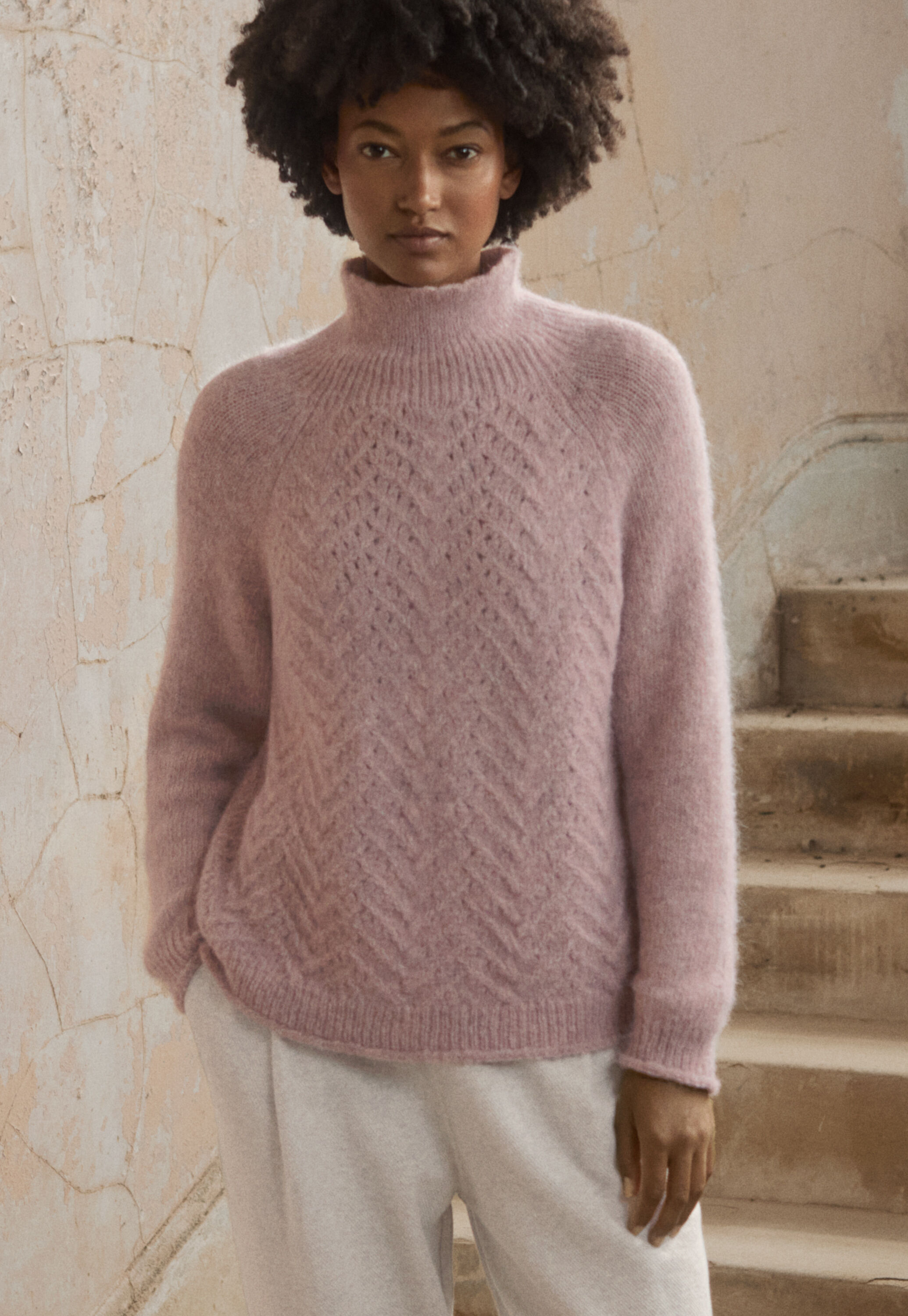 Pullover mit Zopfmuster