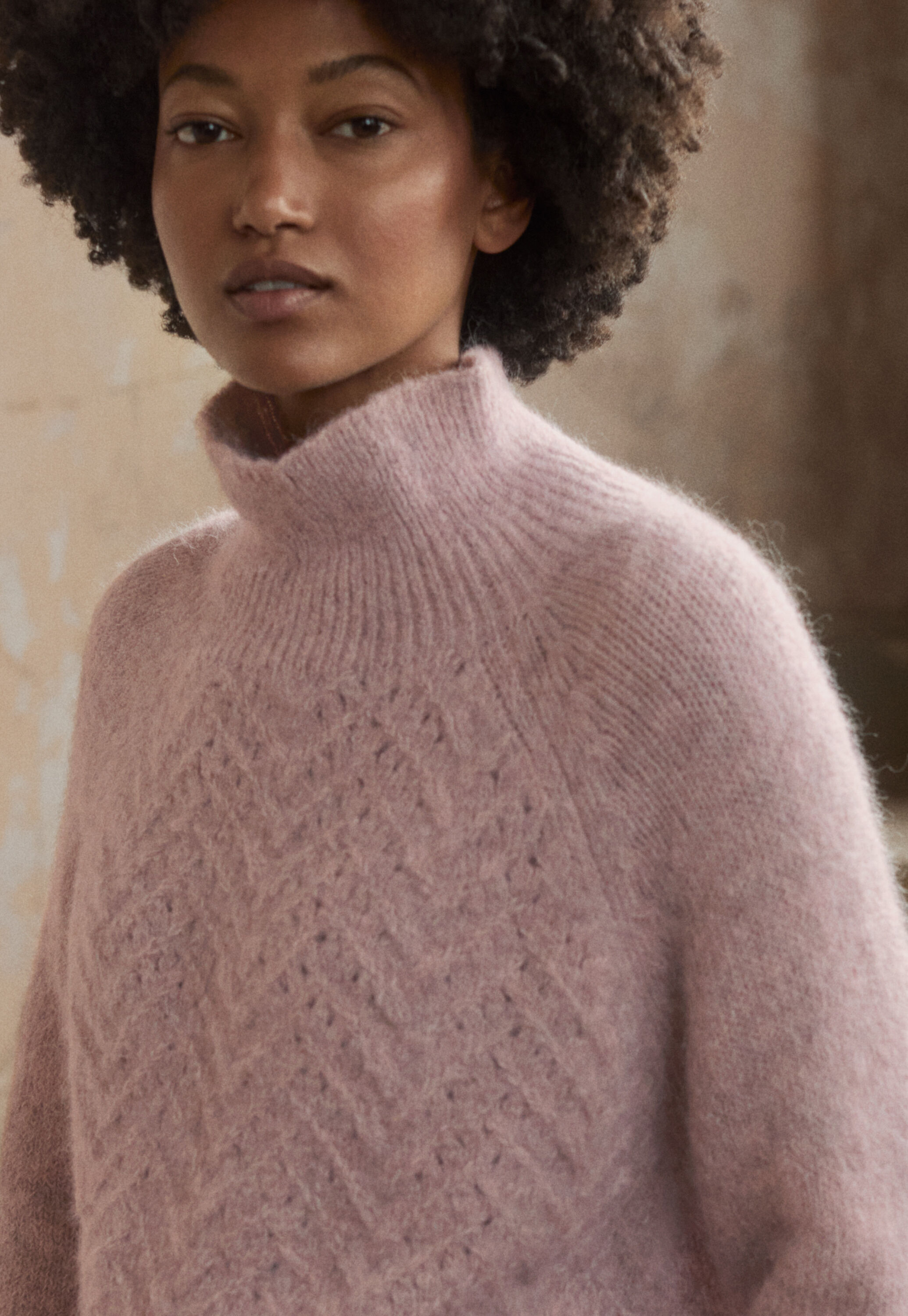 Pullover mit Zopfmuster