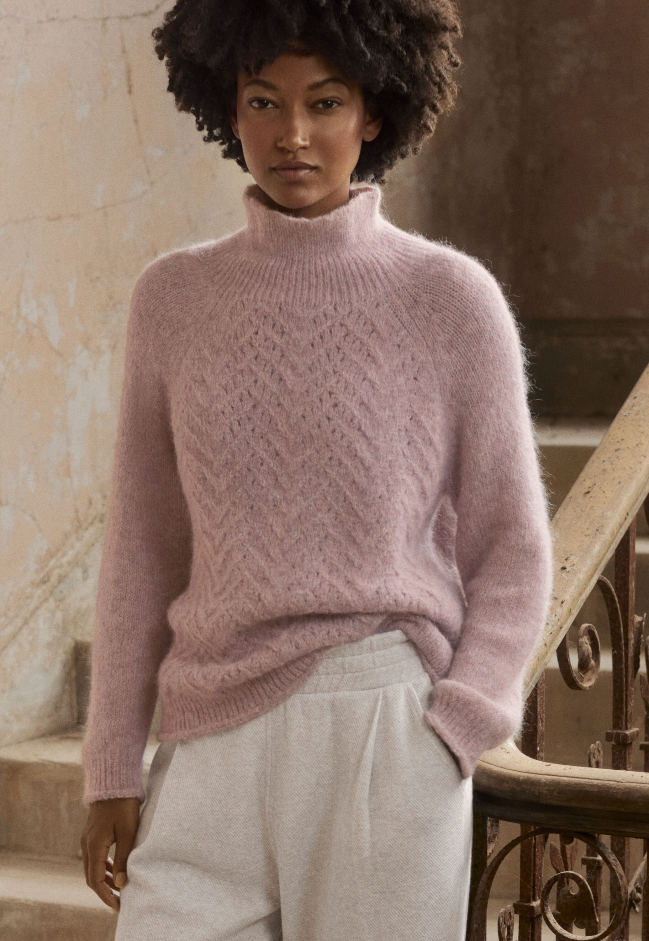 Pullover mit Zopfmuster