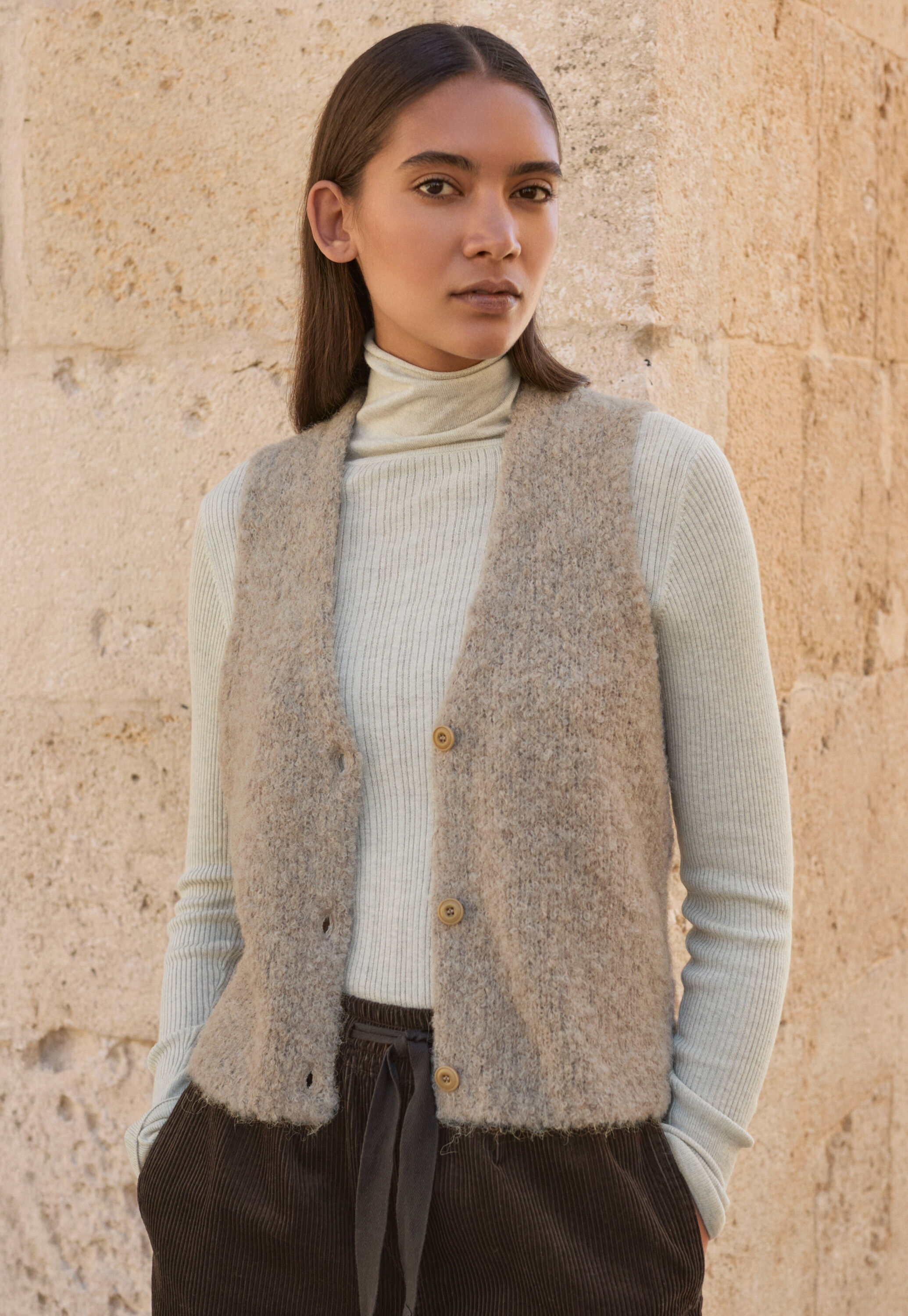 Boucl&eacute;-Strickweste
