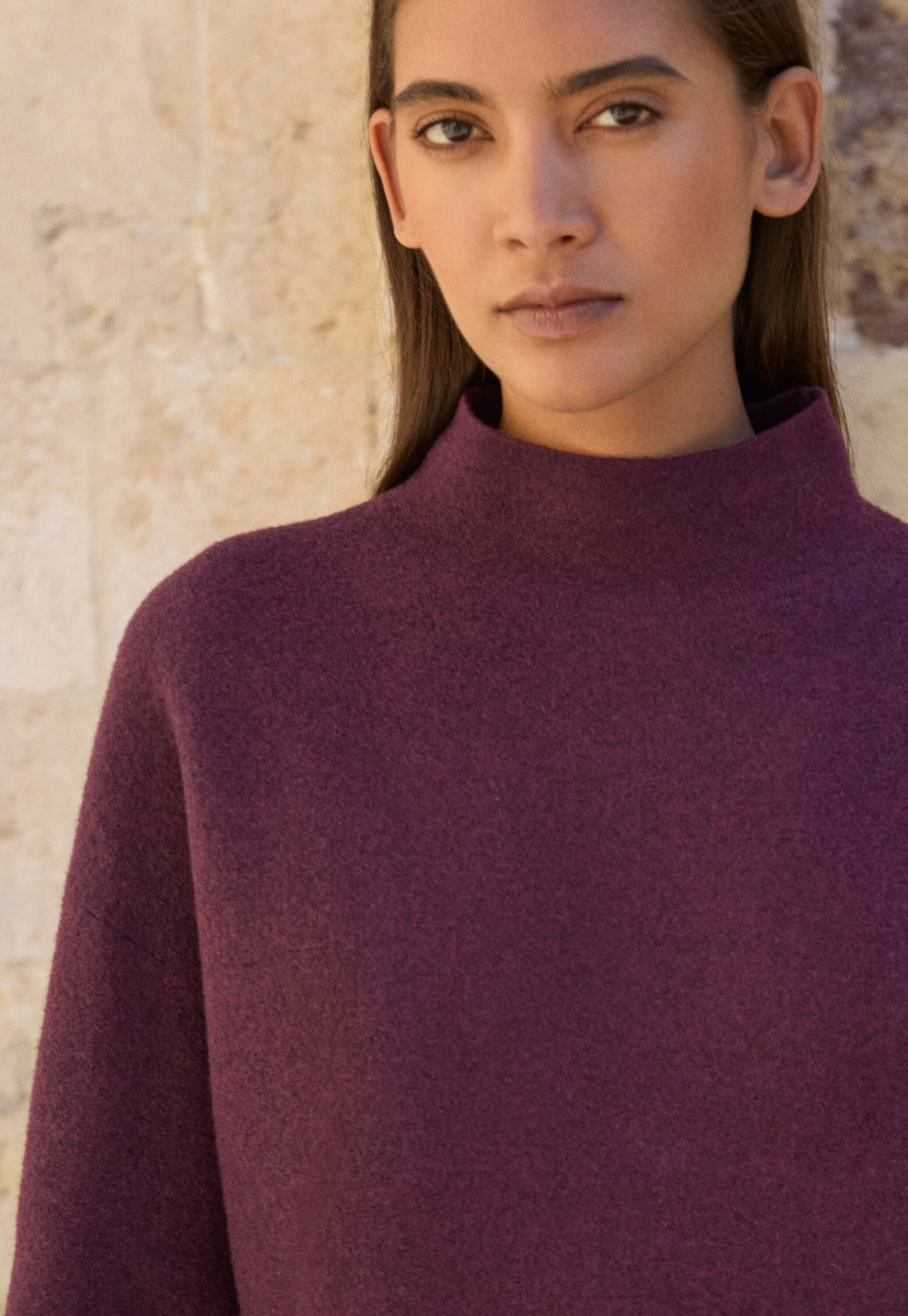 Kleid mit aufgesetzten Taschen, Aubergine, large