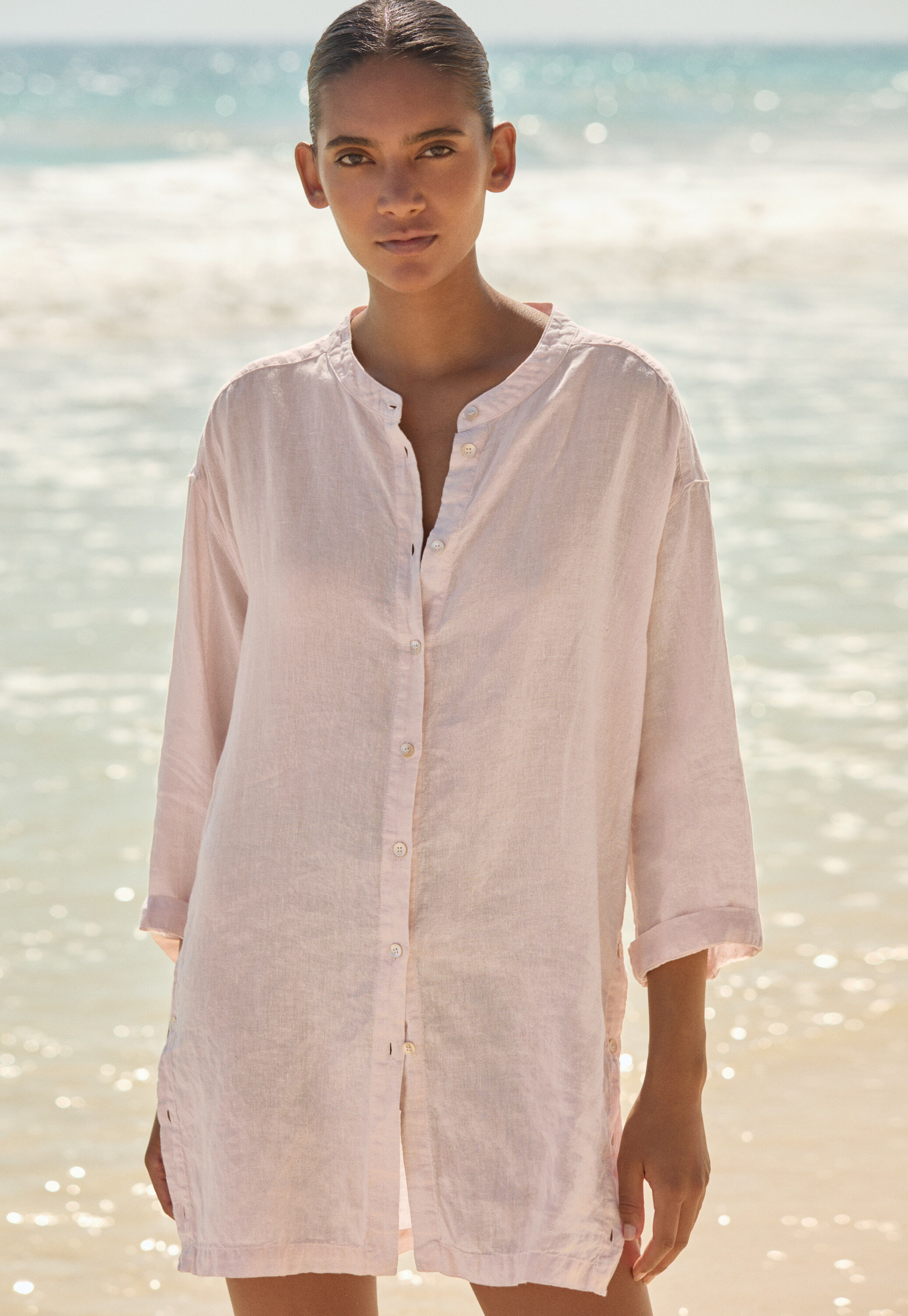 Bluse mit gekn&ouml;pften Seiten