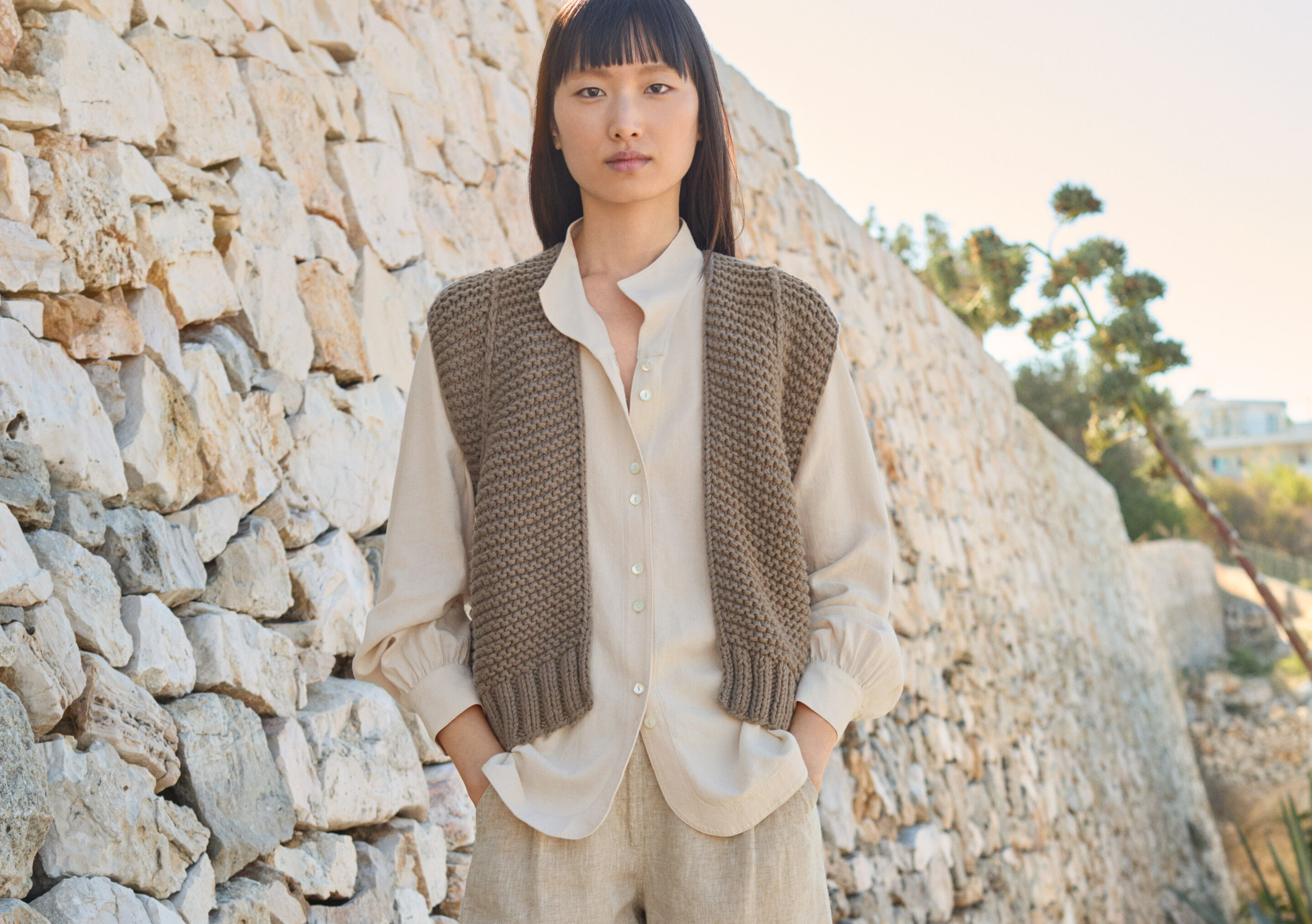 Bluse mit Trichterkragen