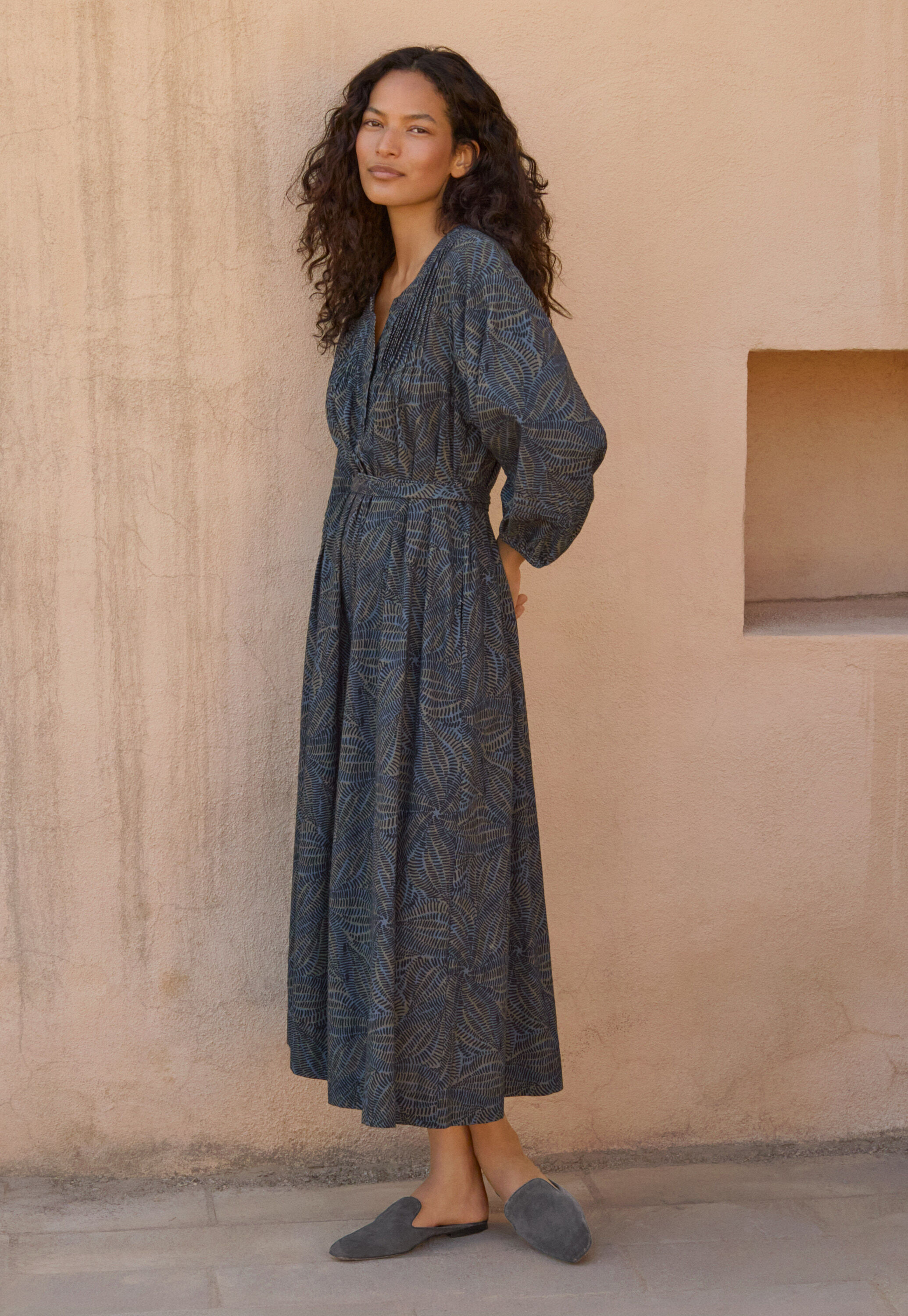 Print-Kleid mit Taillenb&auml;ndern