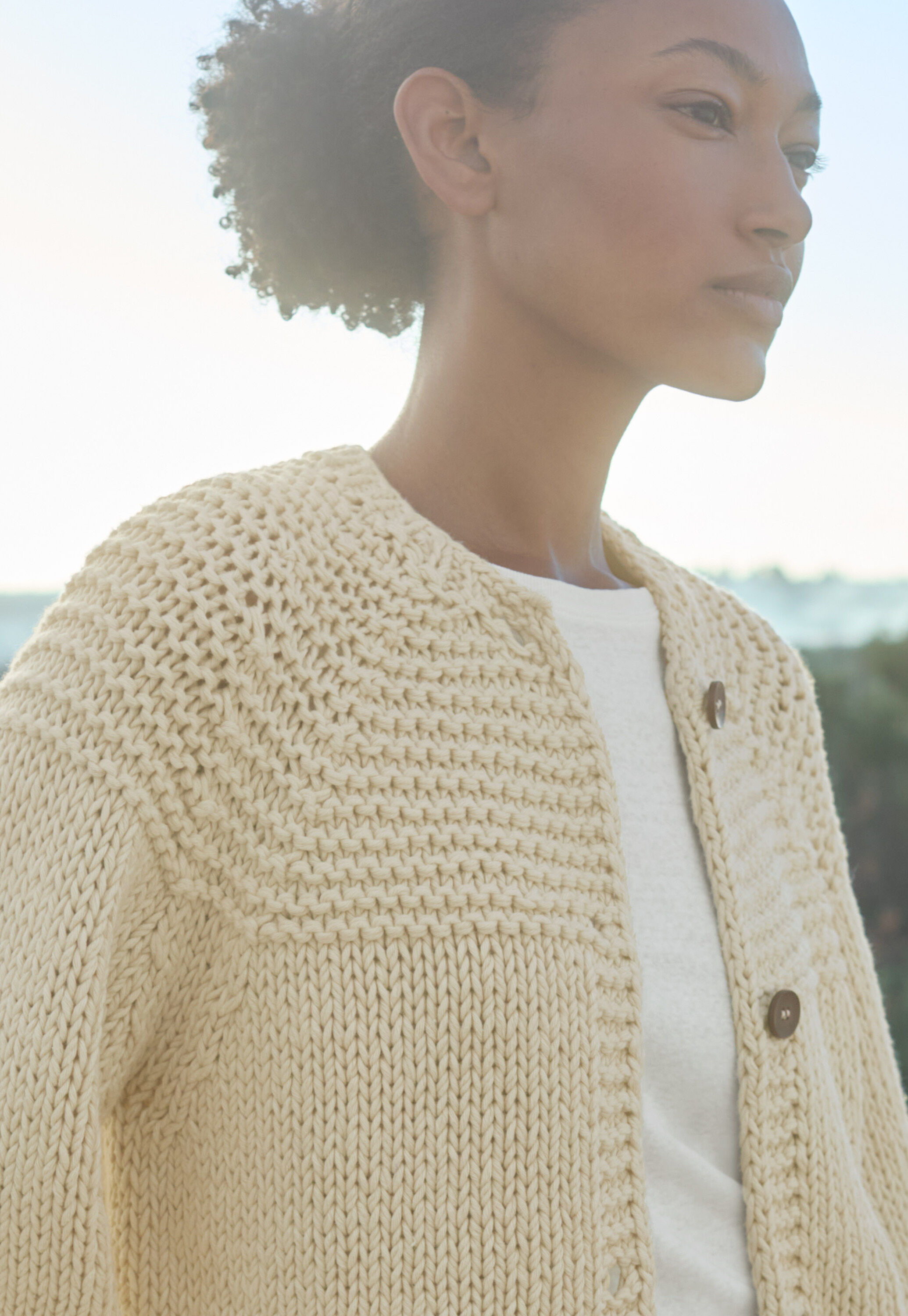 Handgestrickter Cardigan