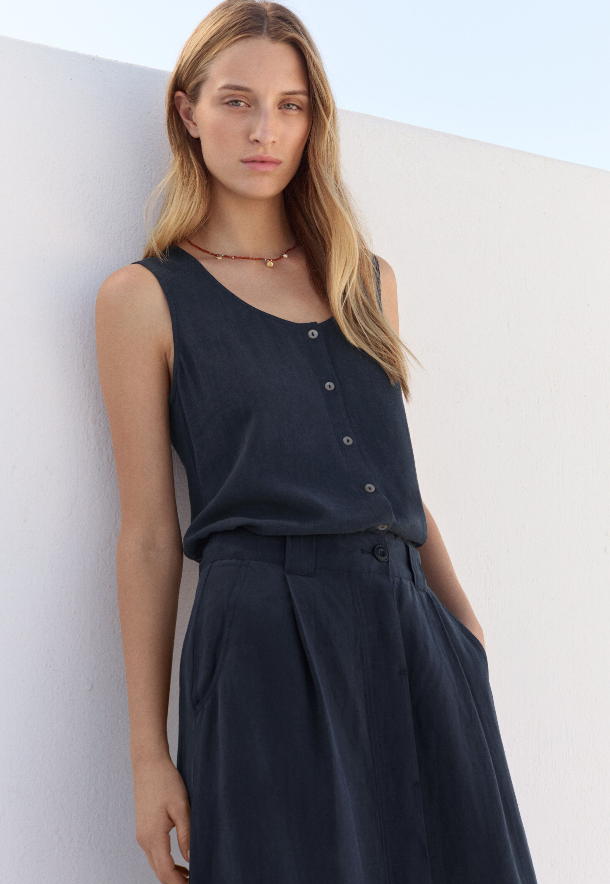 Bluse mit geschwungenen &Auml;rmeln