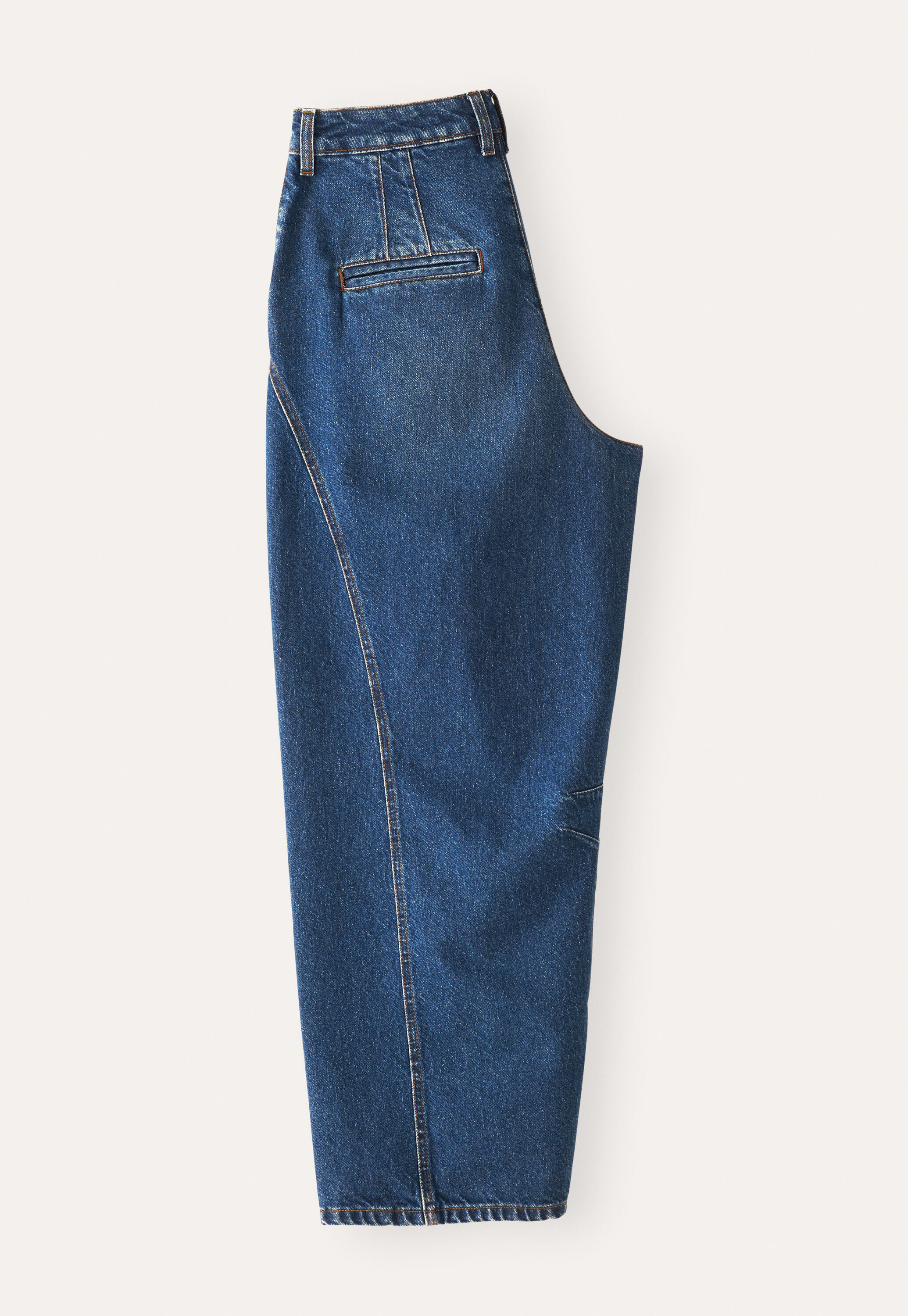 Denim-Jeans mit geschwungenen N&auml;hten