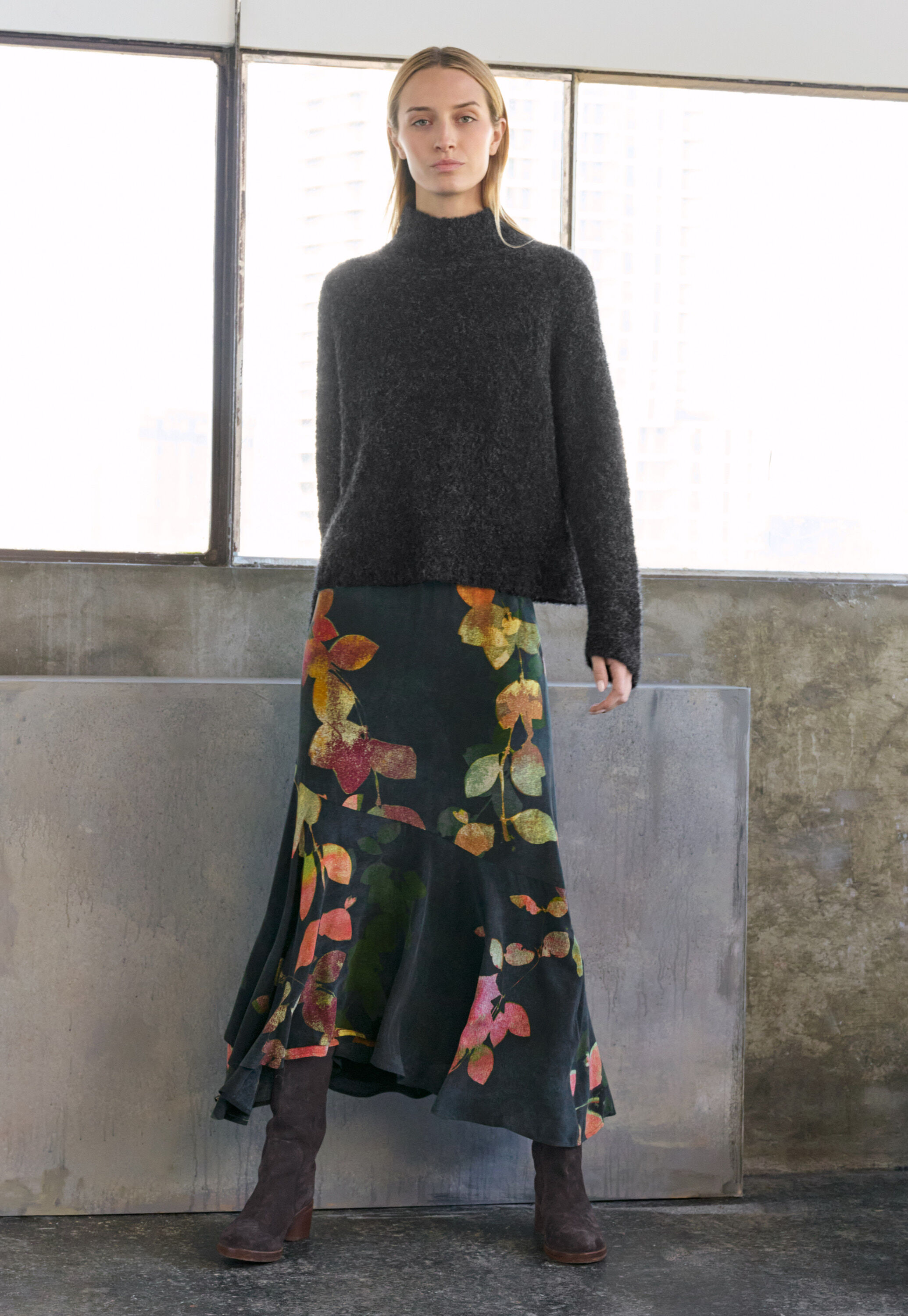 Asymmetrischer Print-Rock, Kohlschwarz/Pflaume, large