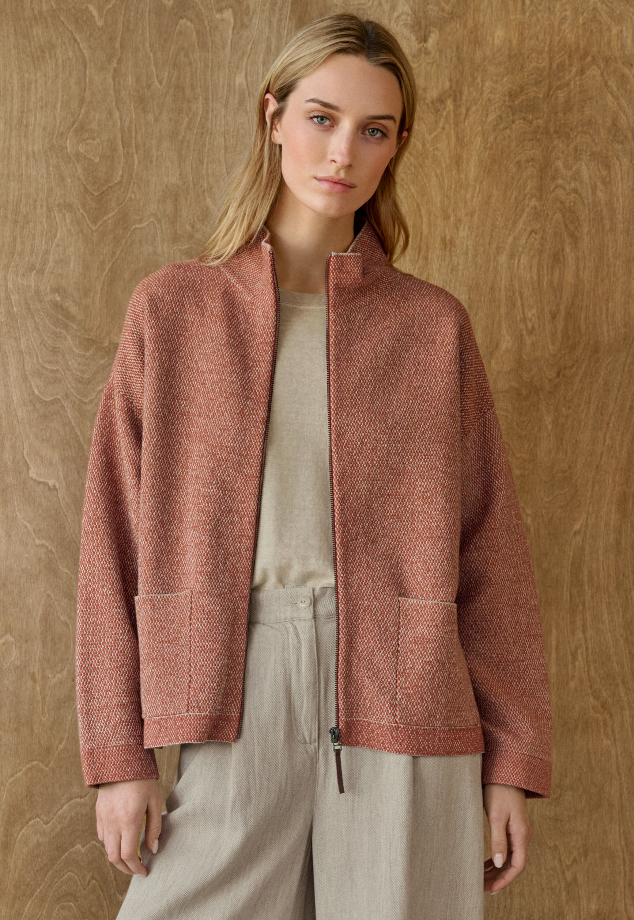 Handgestrickter Cardigan