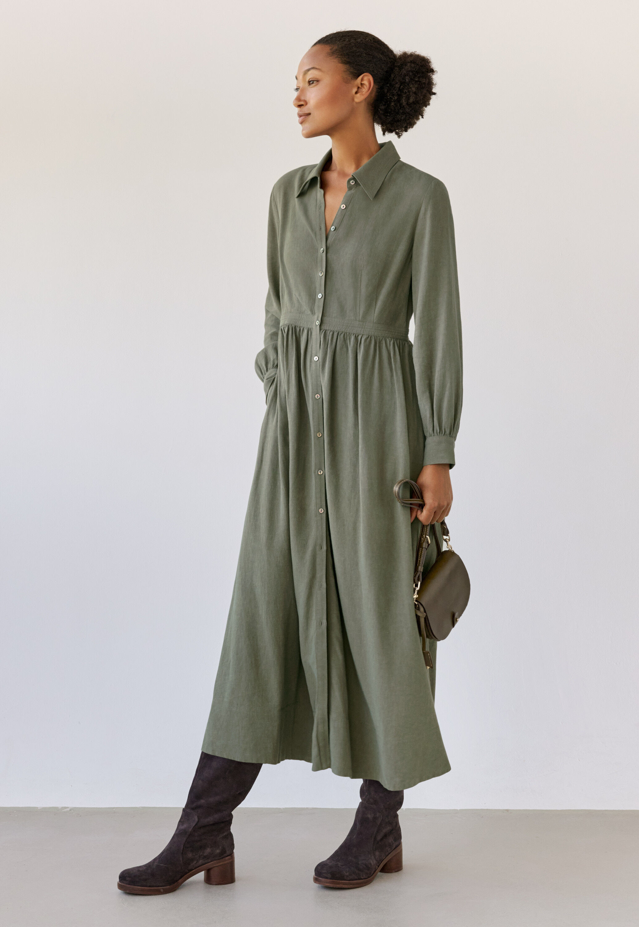 Langes Hemdkleid