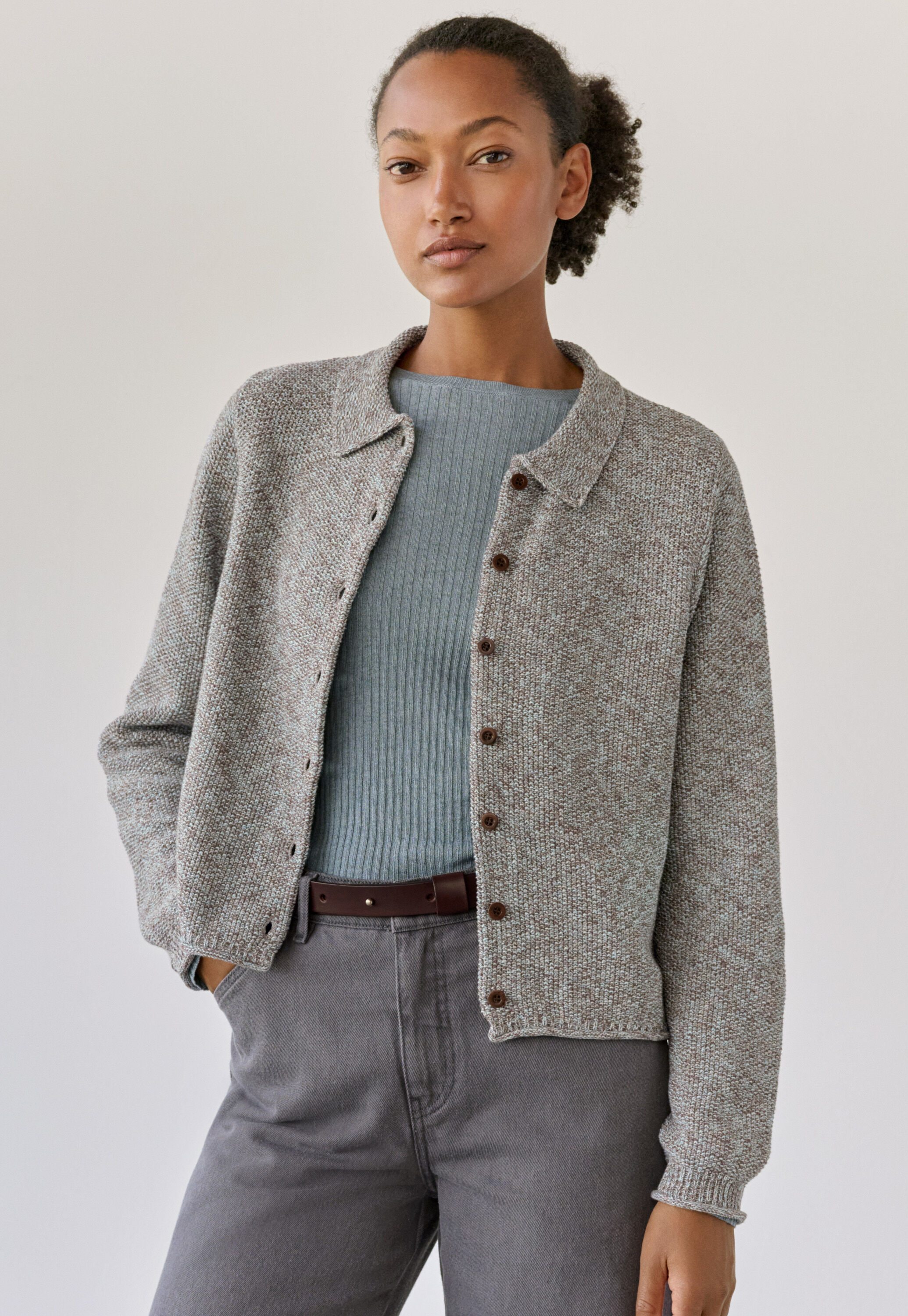 Cardigan im Perlmuster