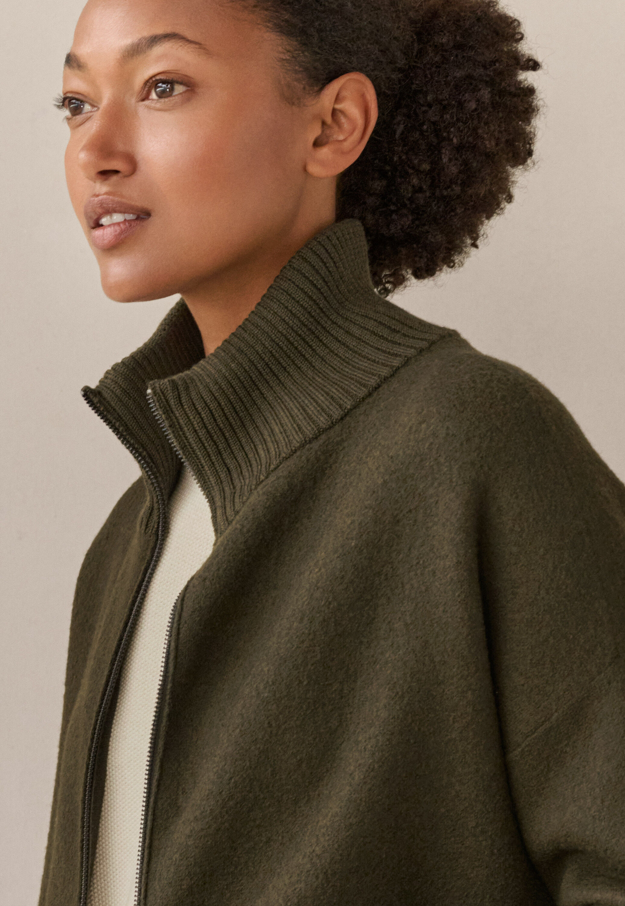 Gestrickte Jacke mit Rei&szlig;verschluss, Khakigr&uuml;n, large