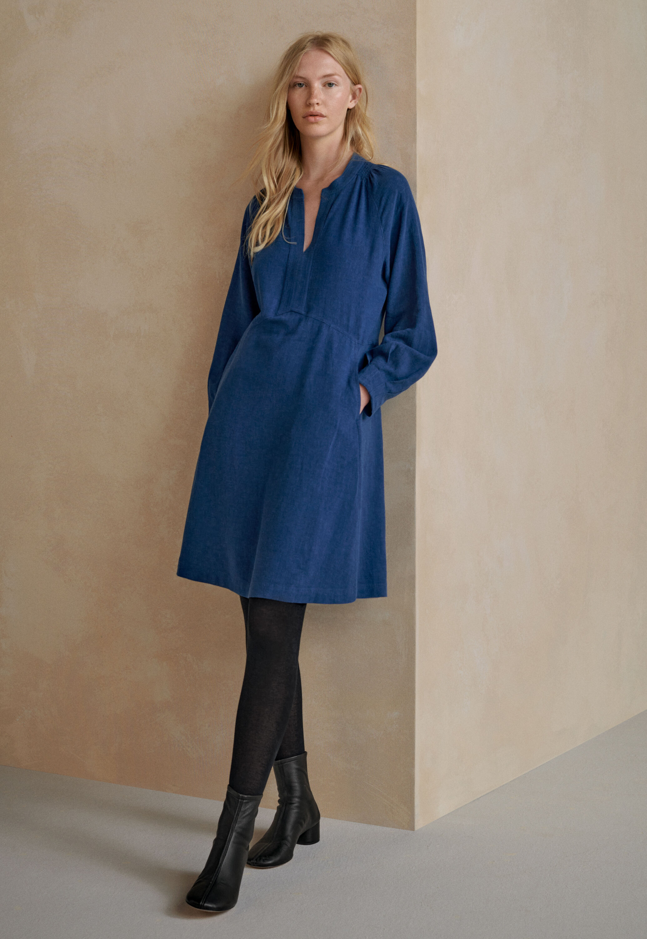 Bluse mit geschwungenen &Auml;rmeln