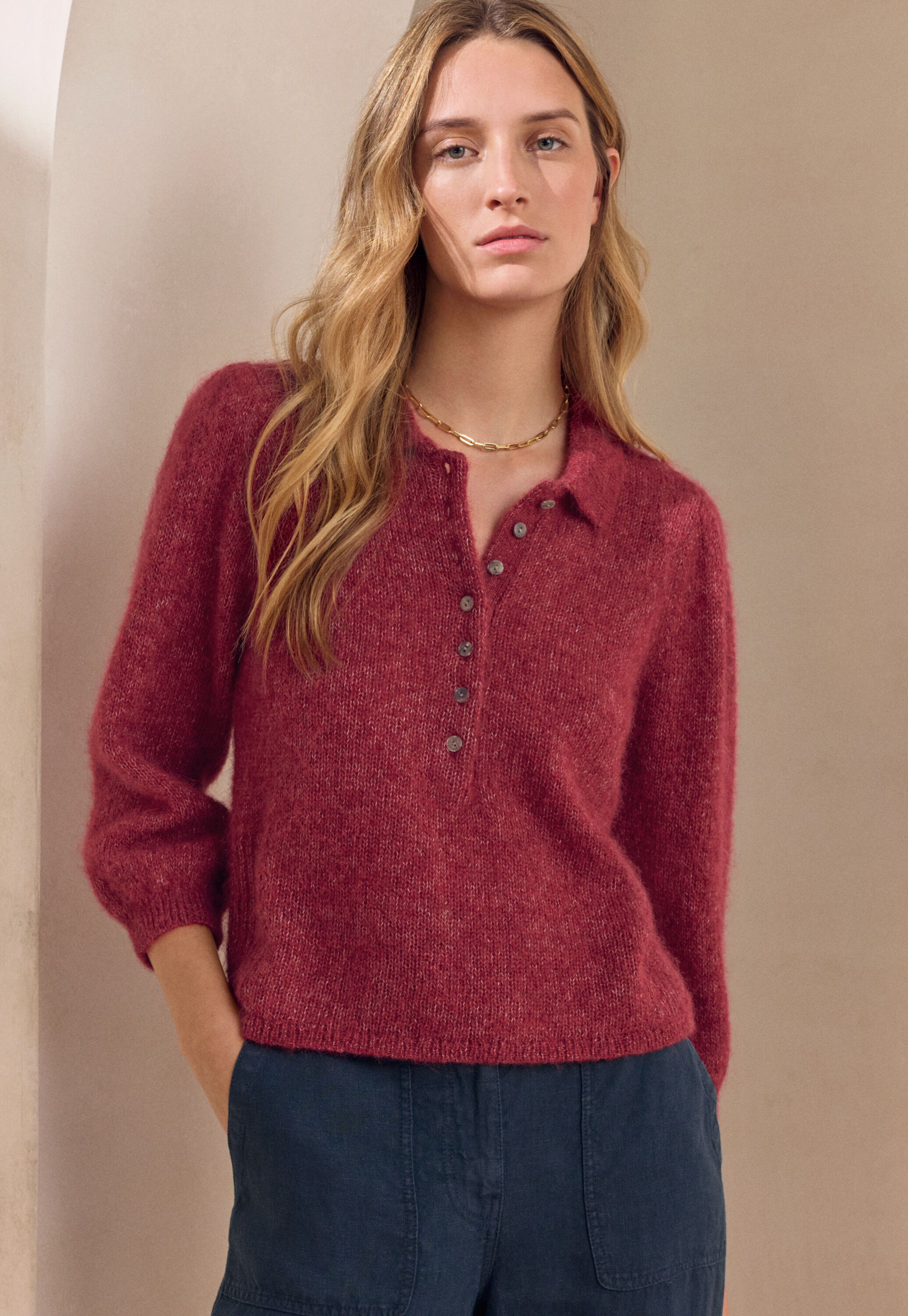 Pullover mit Kragen