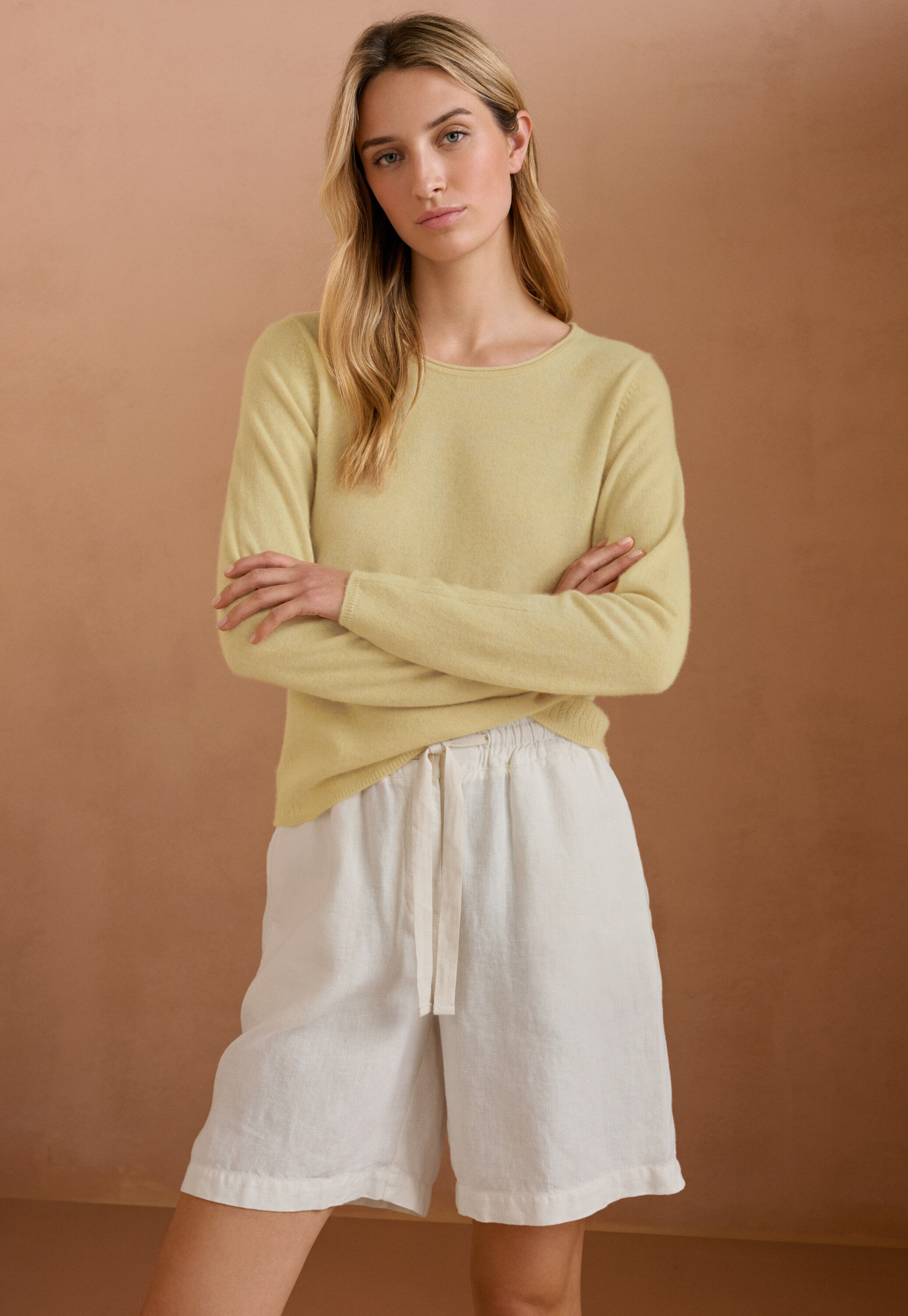 Shorts mit gebundener Taille
