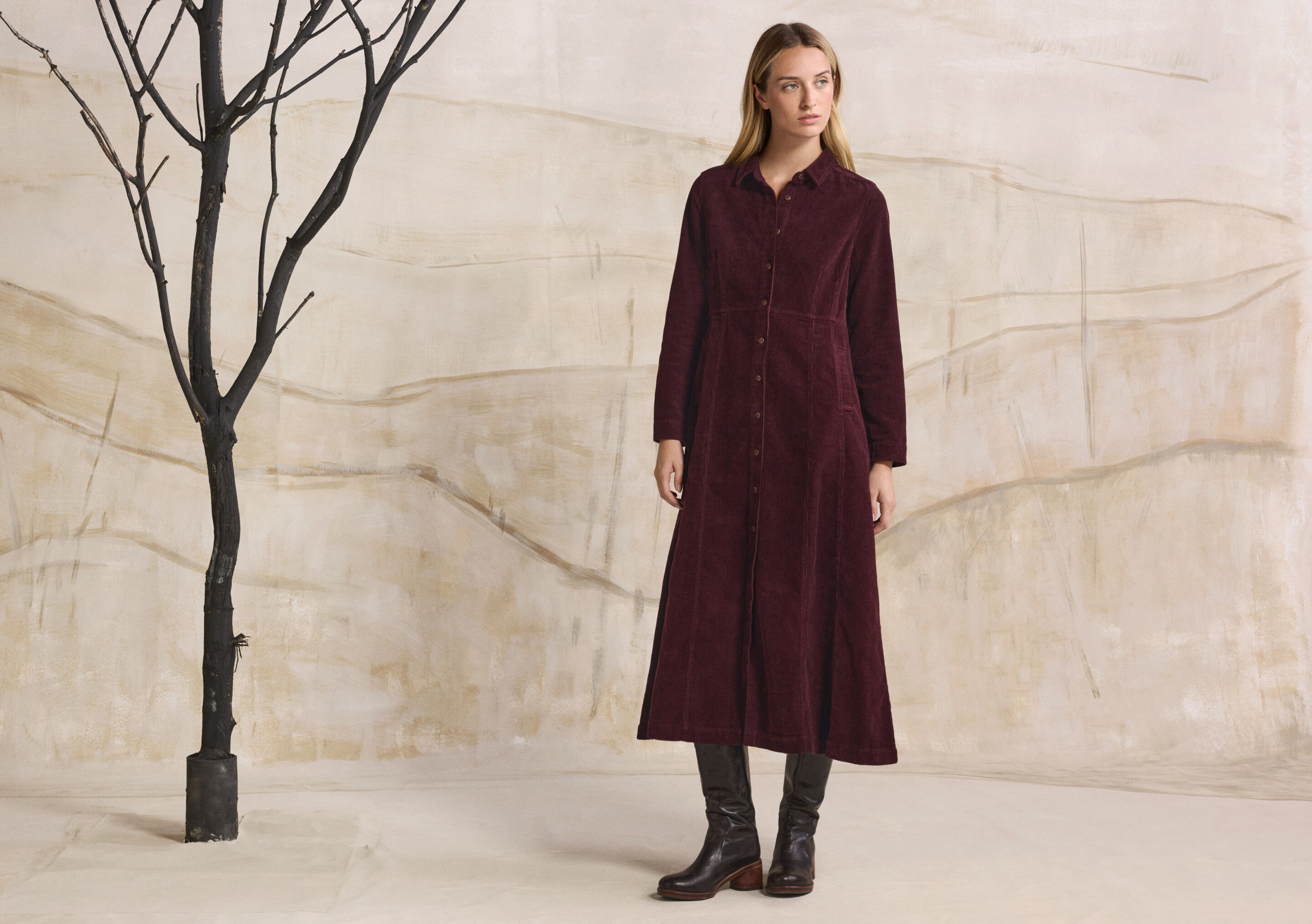 Kleid mit Eins&auml;tzen