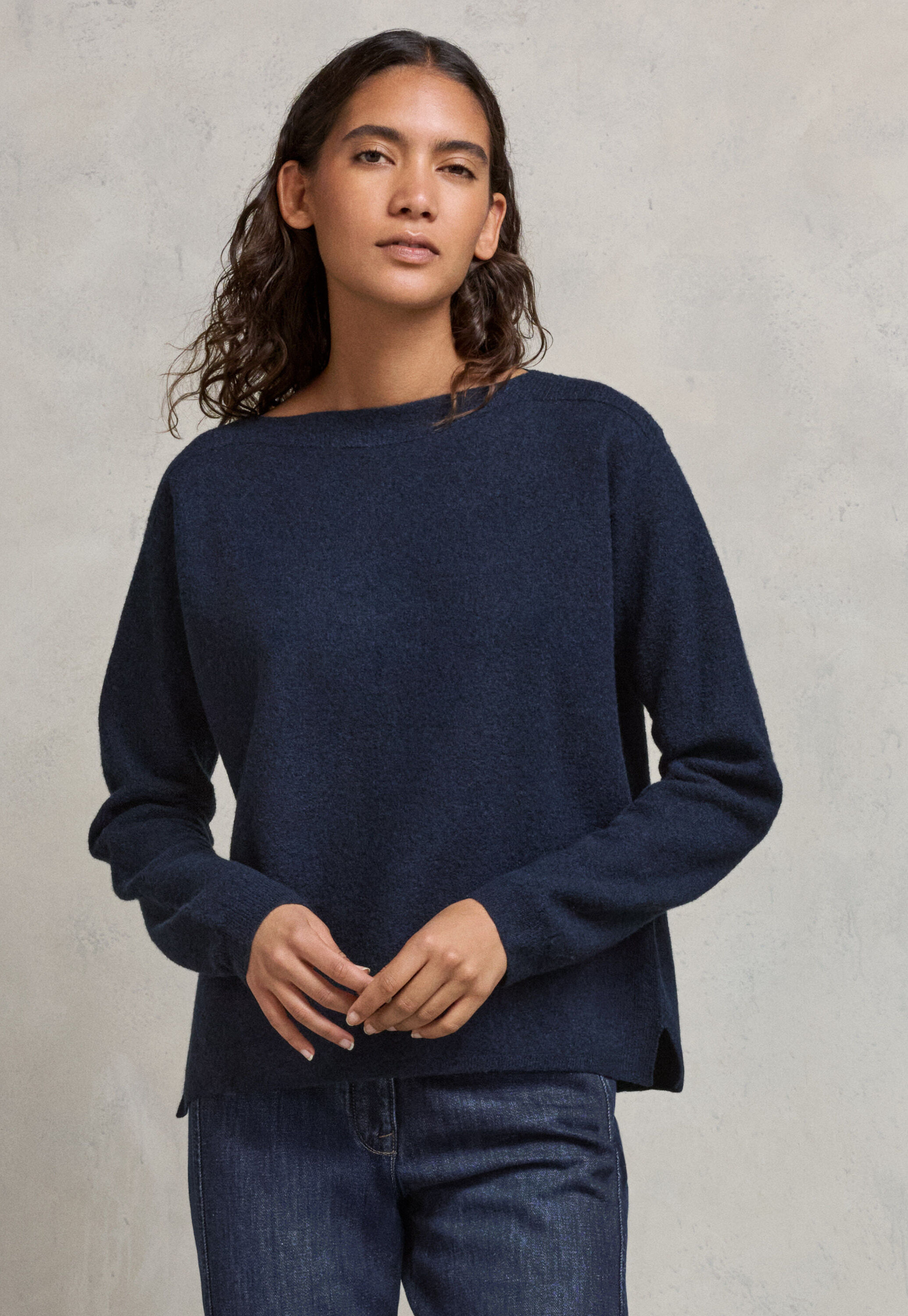 Kleid mit Peplum-Saum