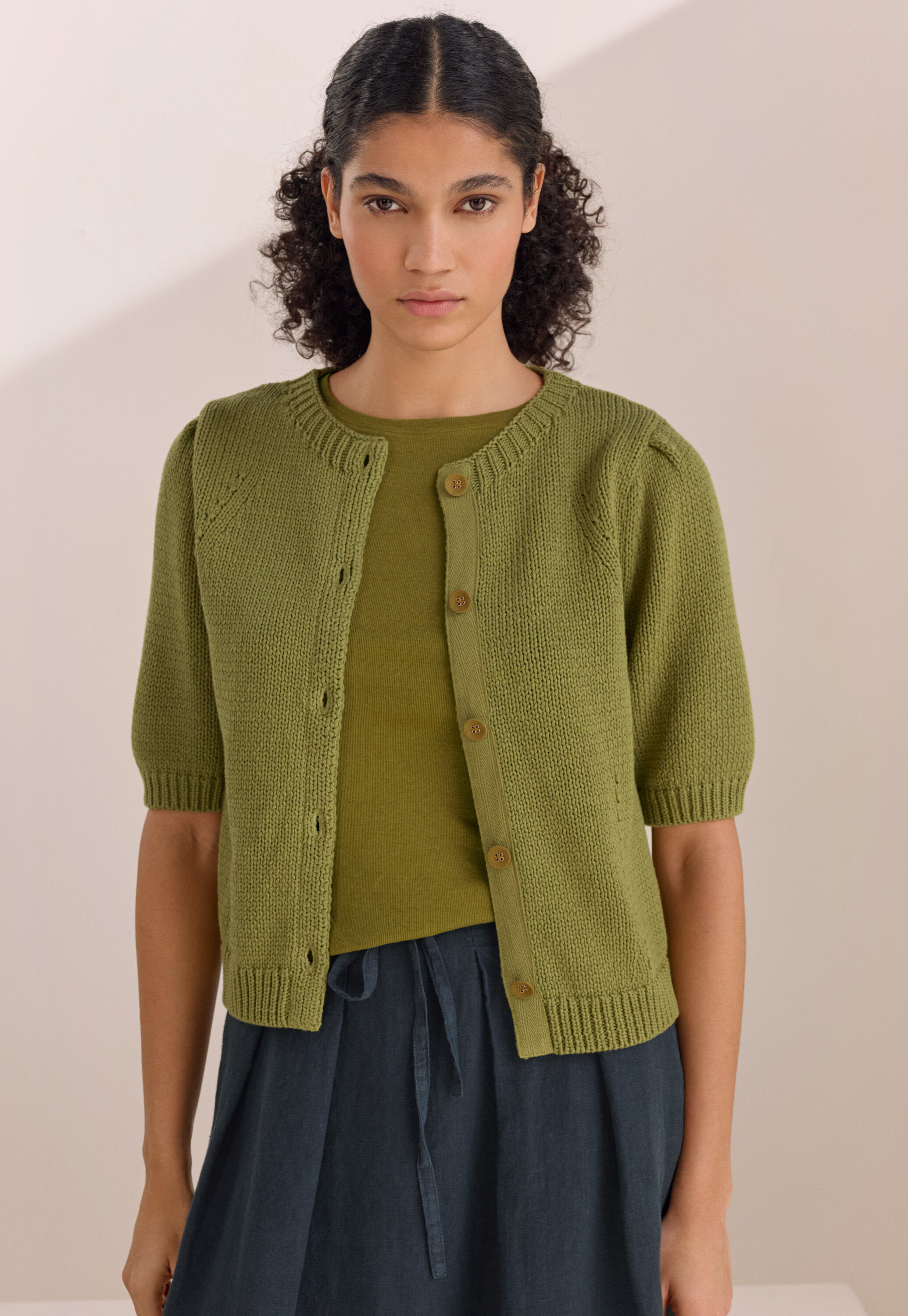 Handgestrickter Cardigan