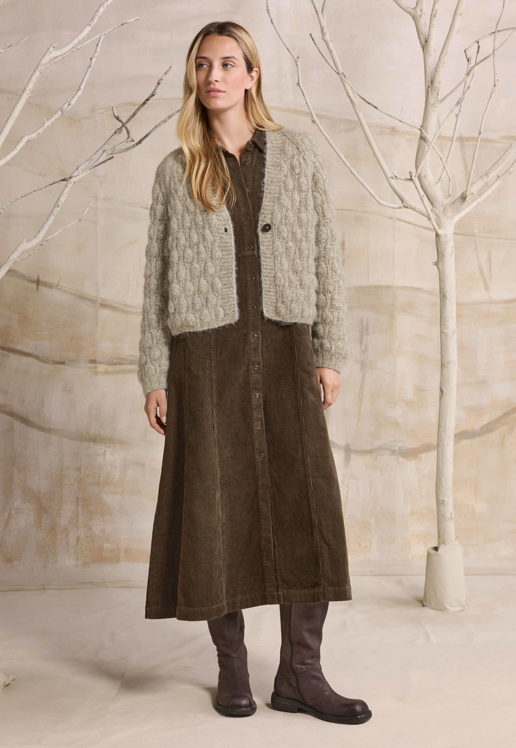 Kleid mit Eins&auml;tzen