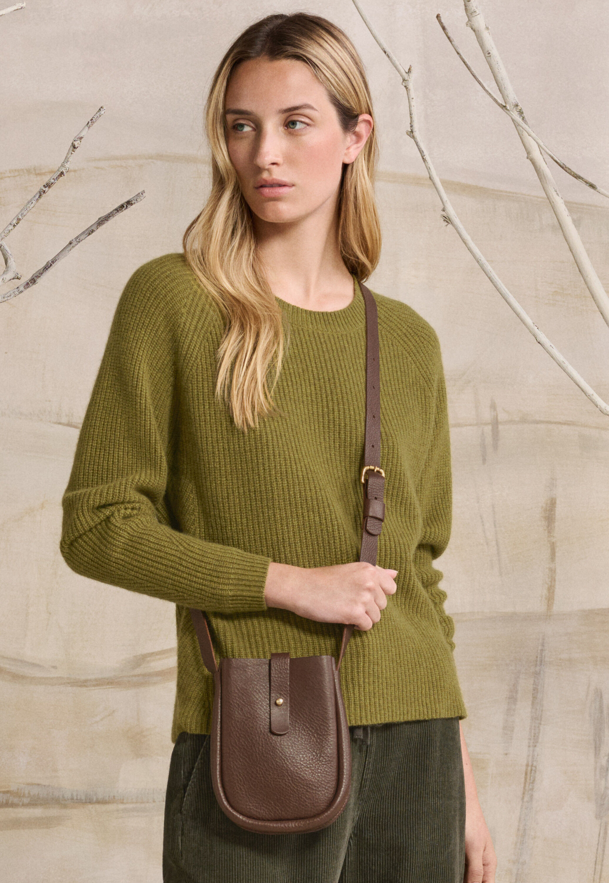 Gerippter Pullover mit Rundhalsausschnitt