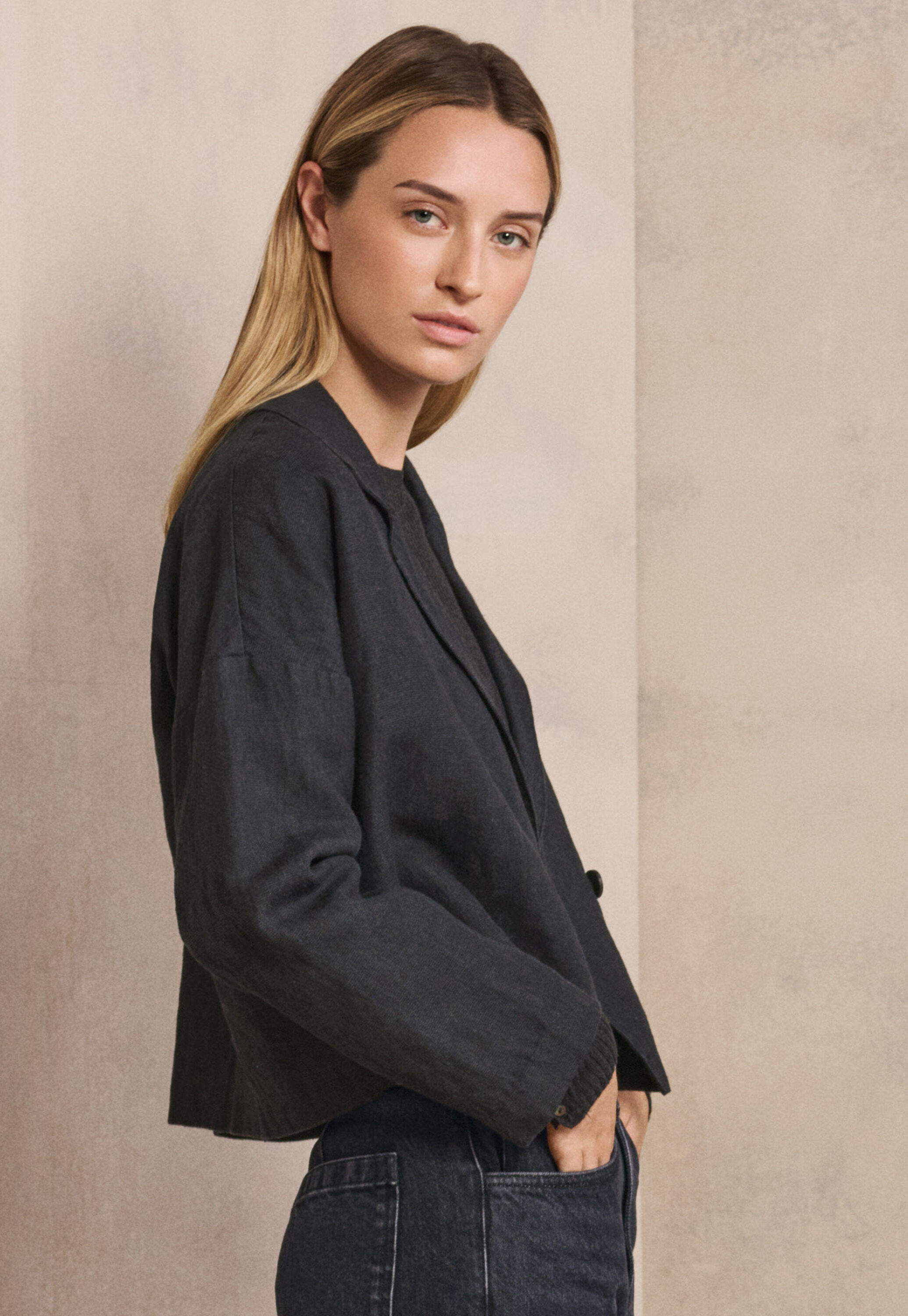 K&uuml;rzere Jacke