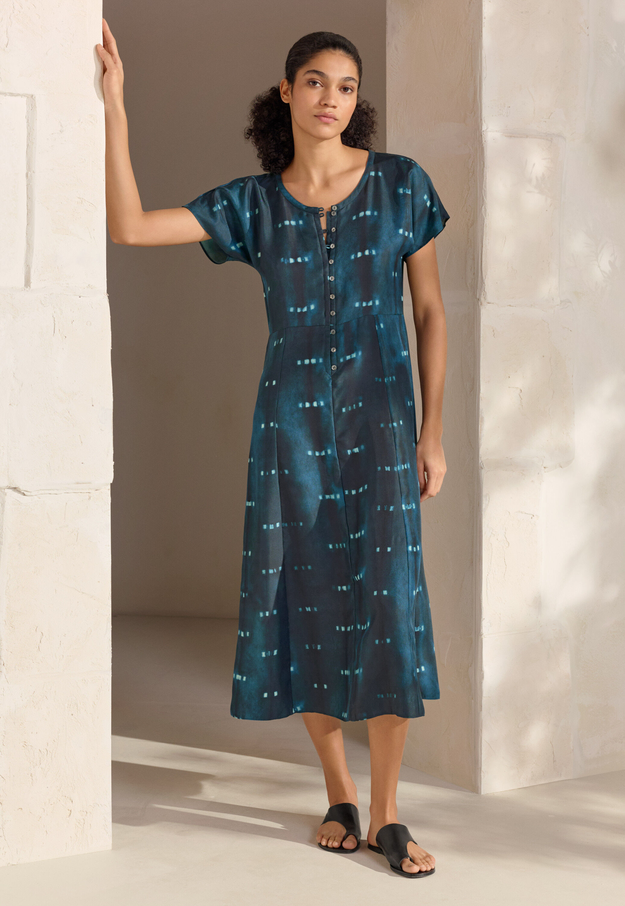 Bluse mit aufgesetzter Tasche