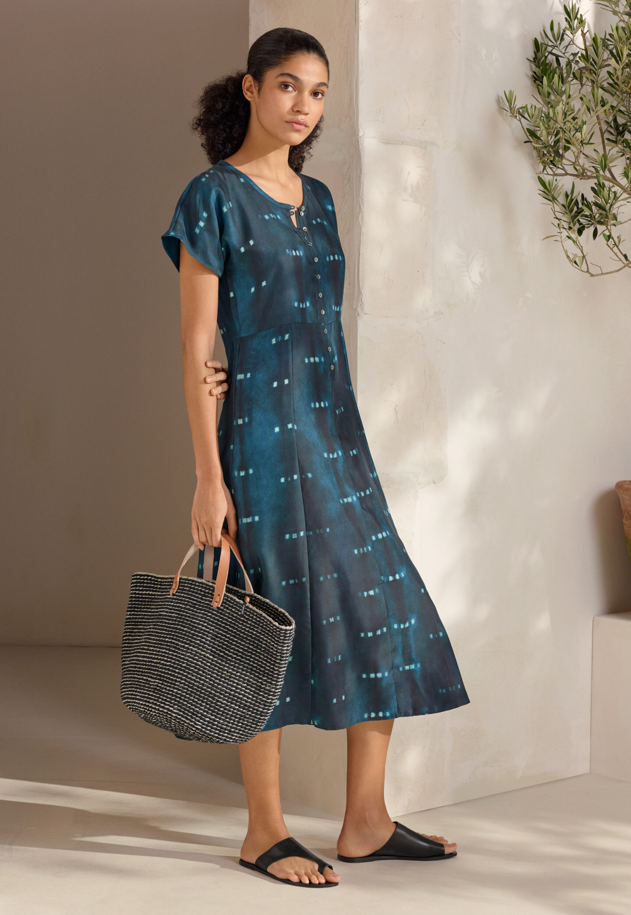 Bluse mit aufgesetzter Tasche