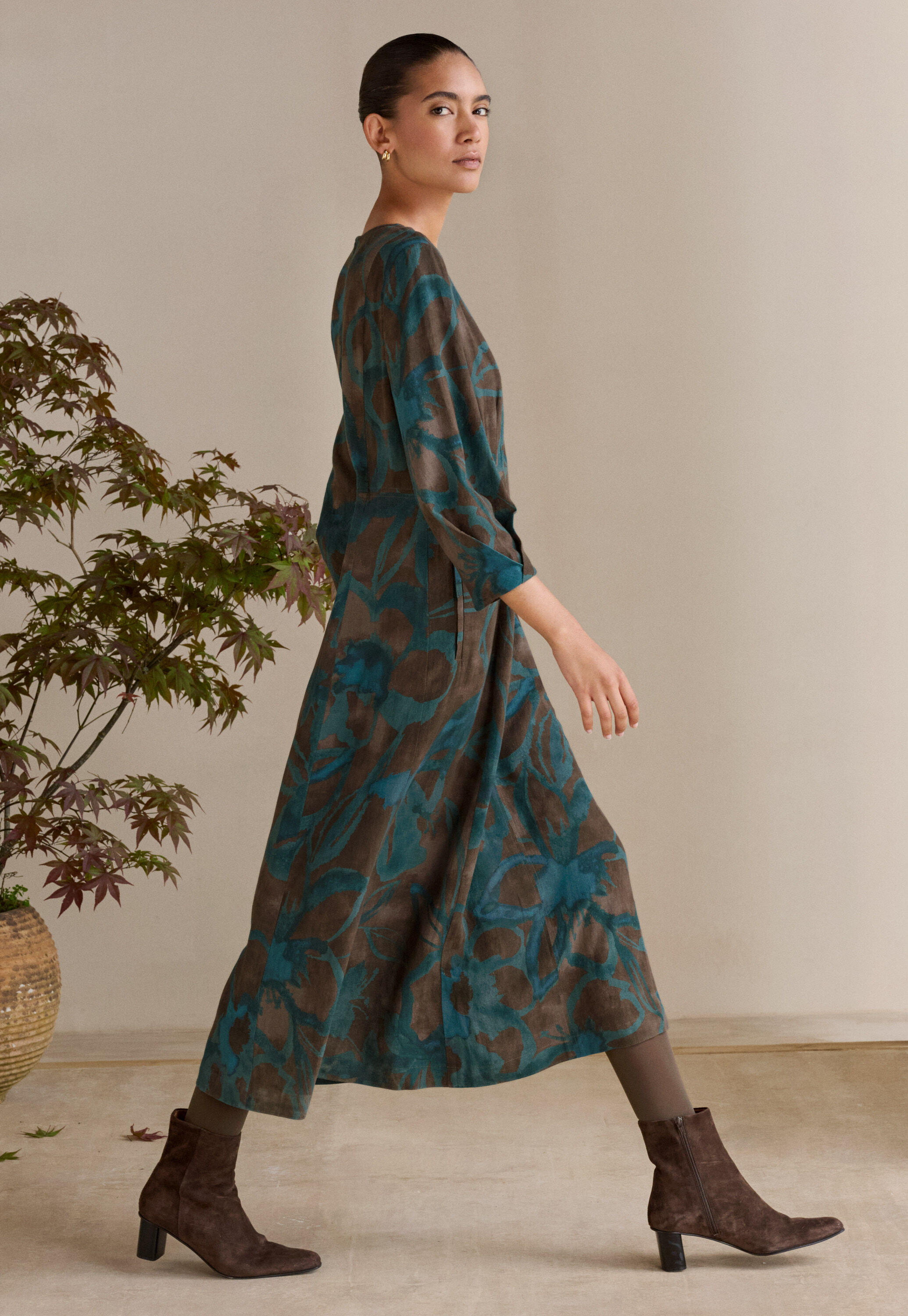 Bluse mit geschwungenen &Auml;rmeln