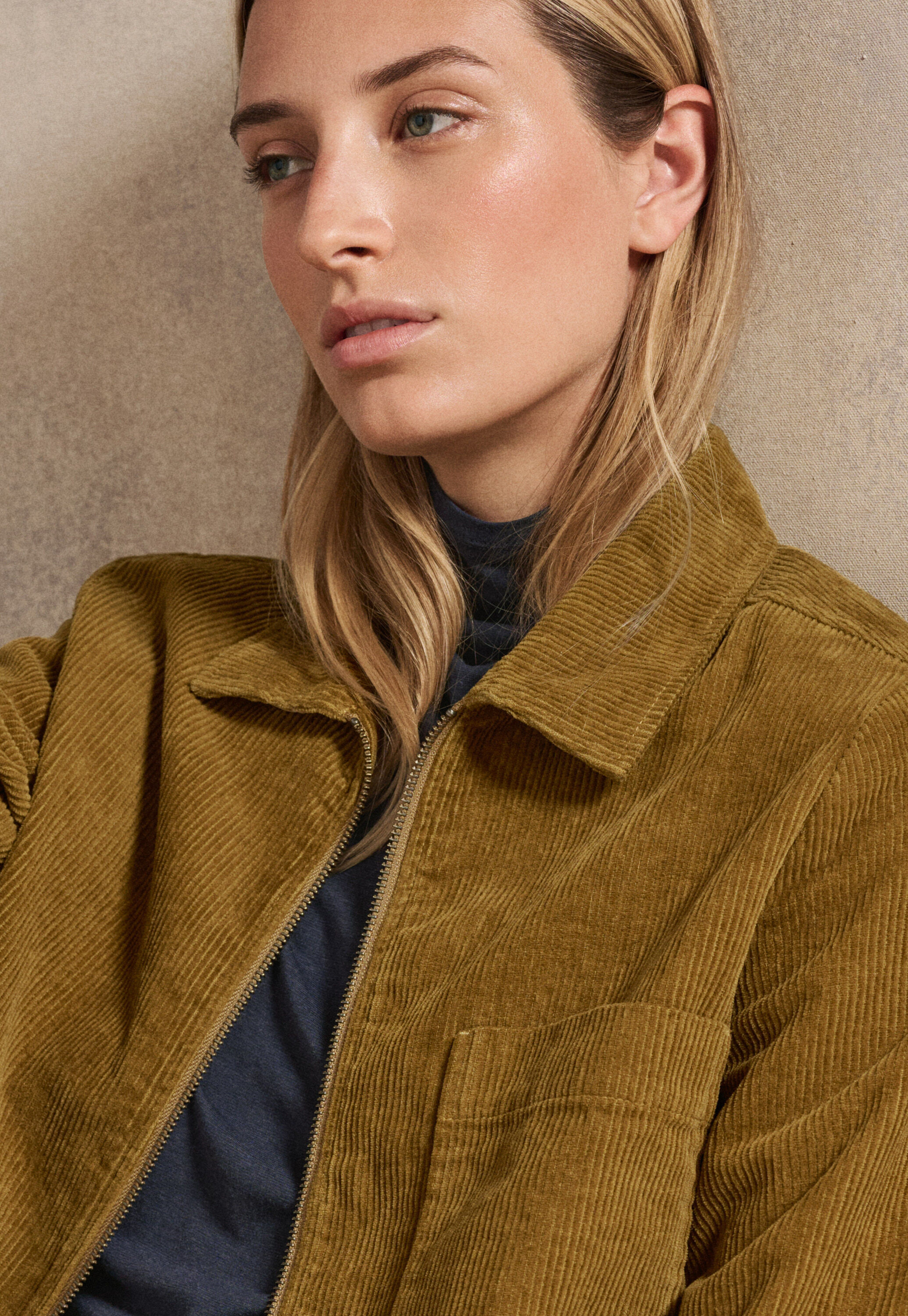 Jacke mit Rei&szlig;verschluss