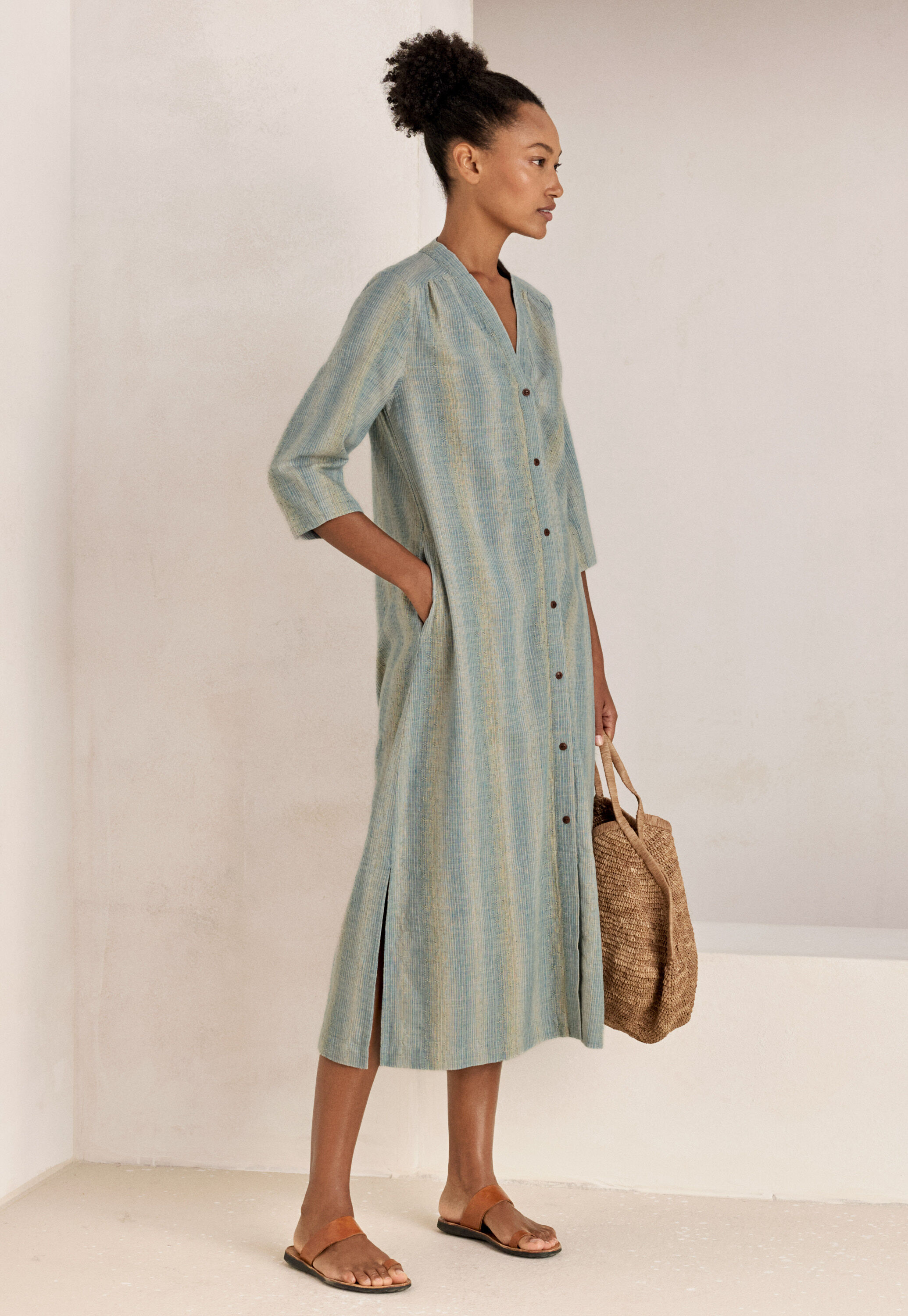 Durchgekn&ouml;pftes Kleid