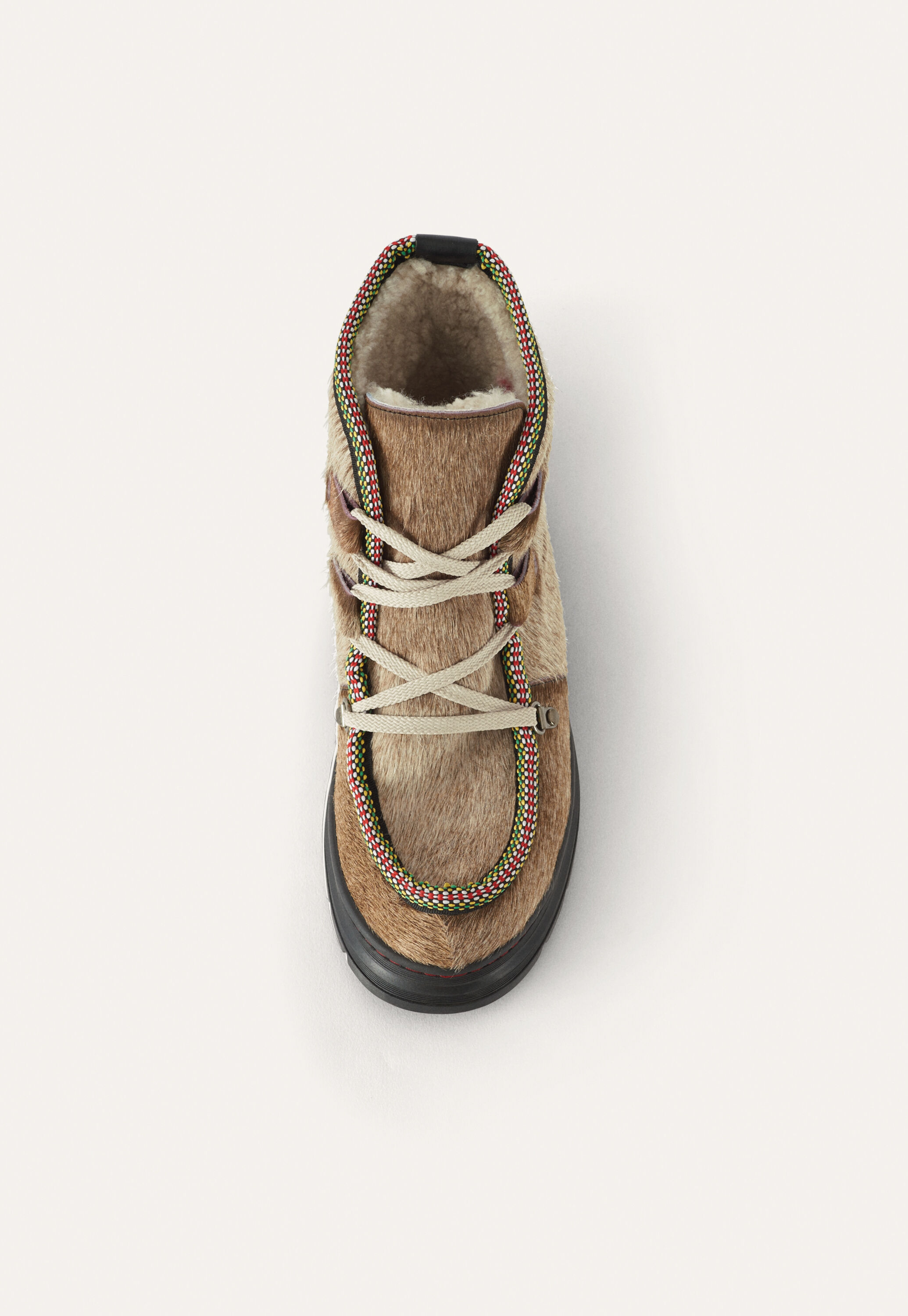 Schn&uuml;rstiefel