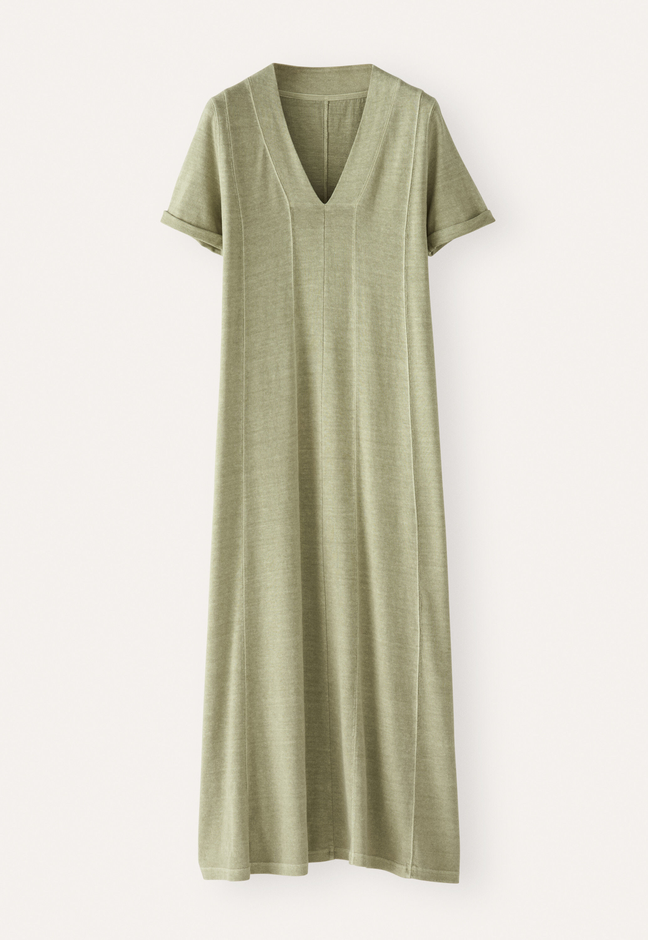 Kleid mit V-Ausschnitt und Eins&auml;tzen