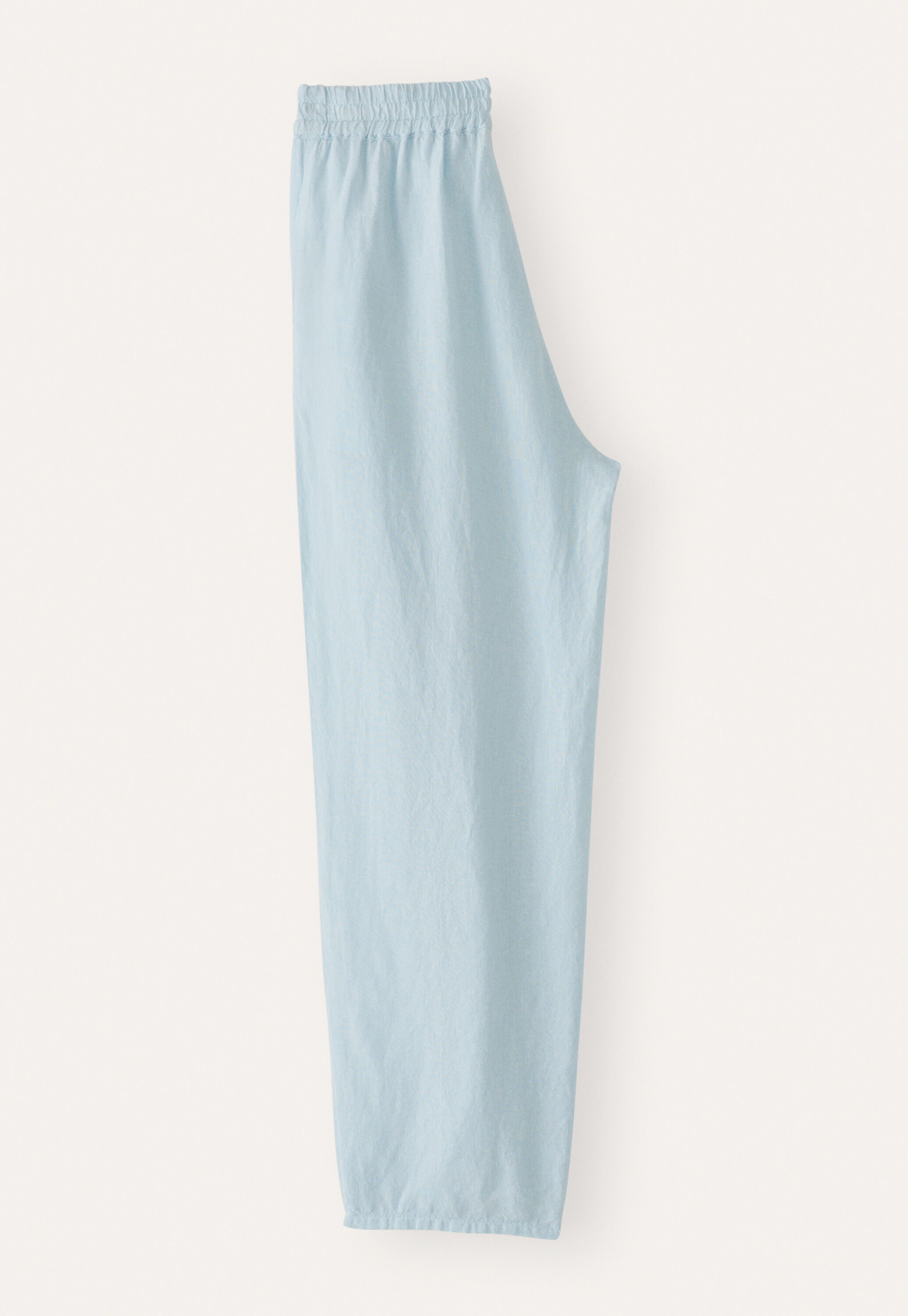 Schmal zulaufende Schlupfhose