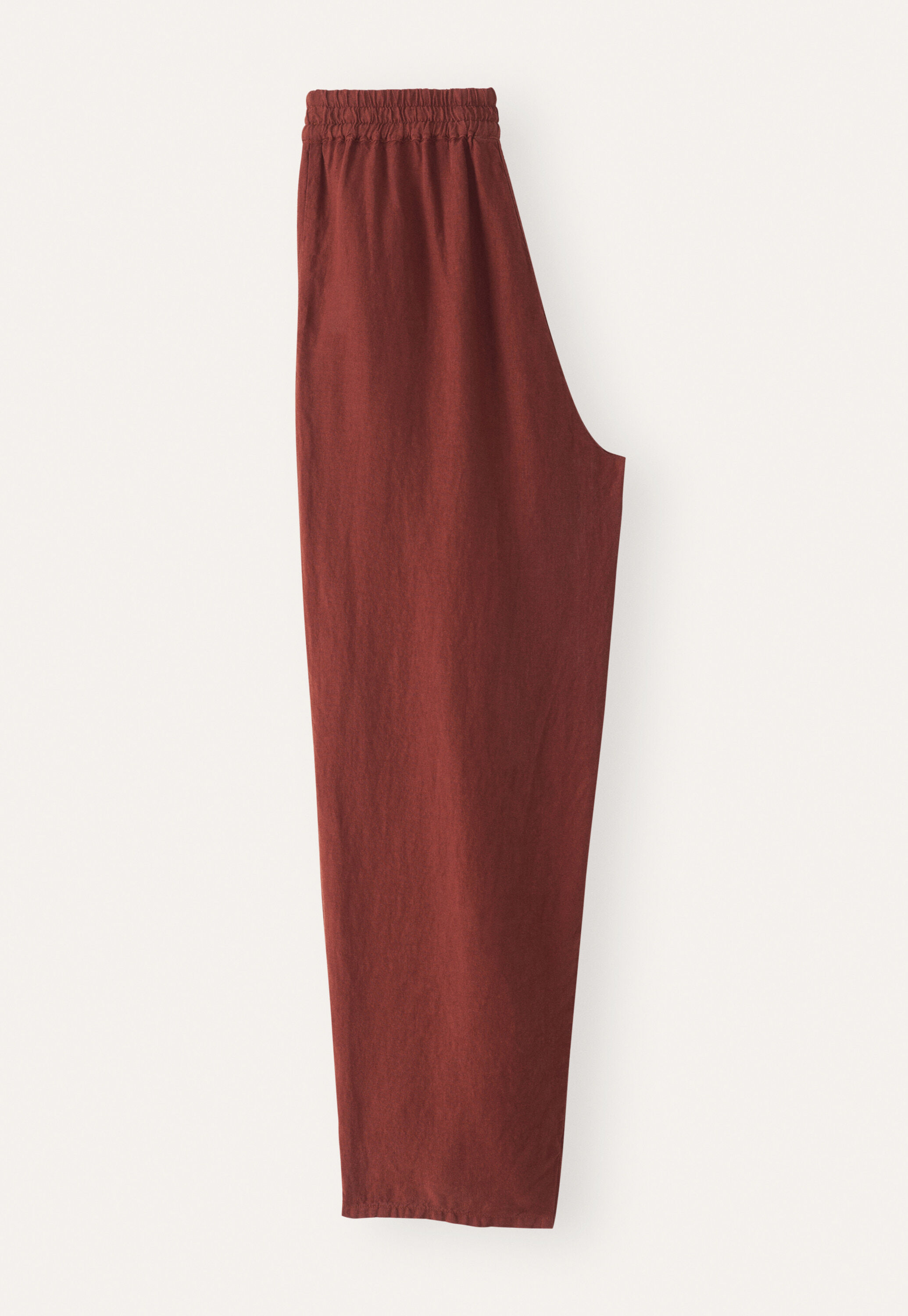 Schmal zulaufende Schlupfhose