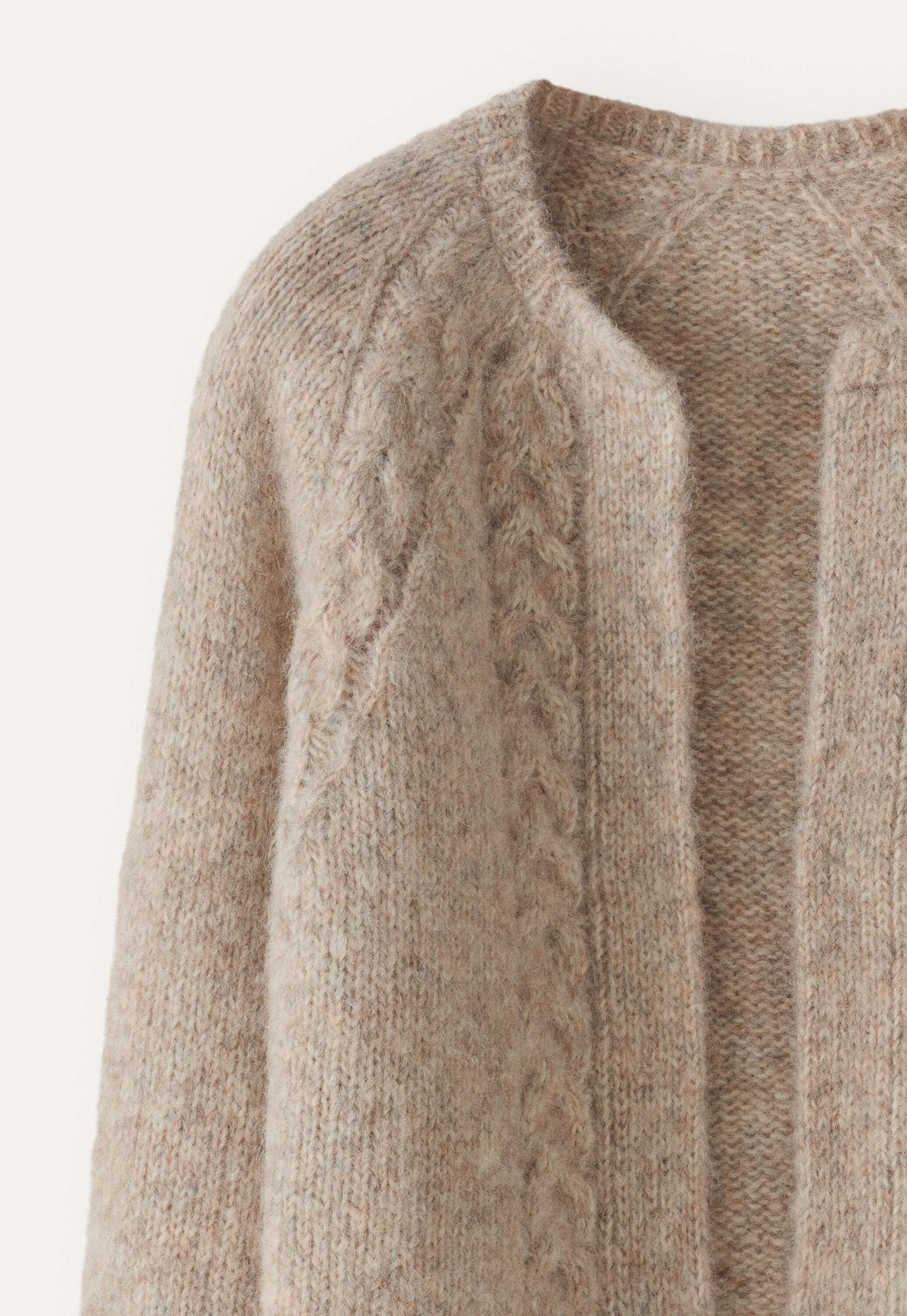 Cardigan mit Zopfmuster