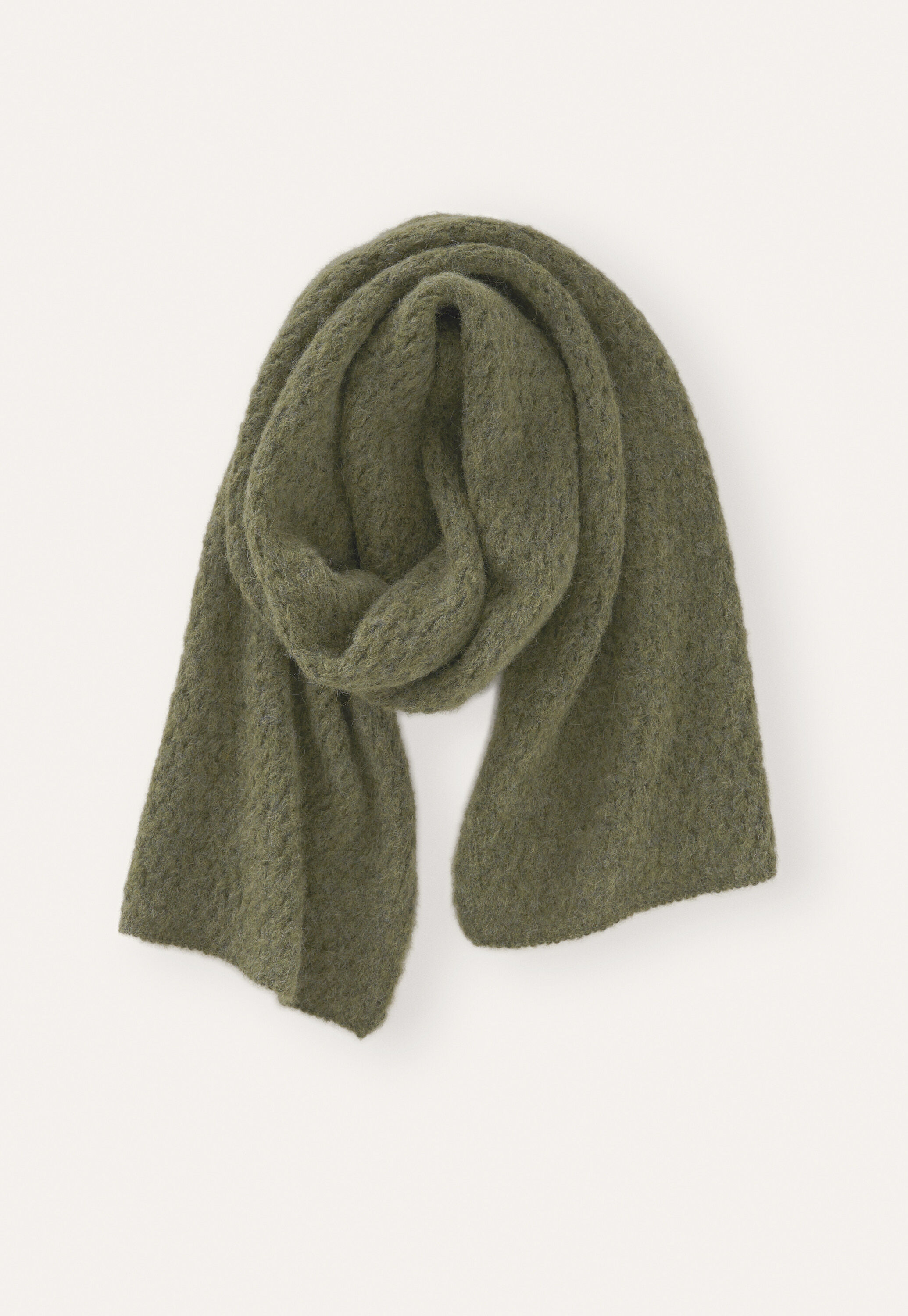 Offenmaschiger Strickschal