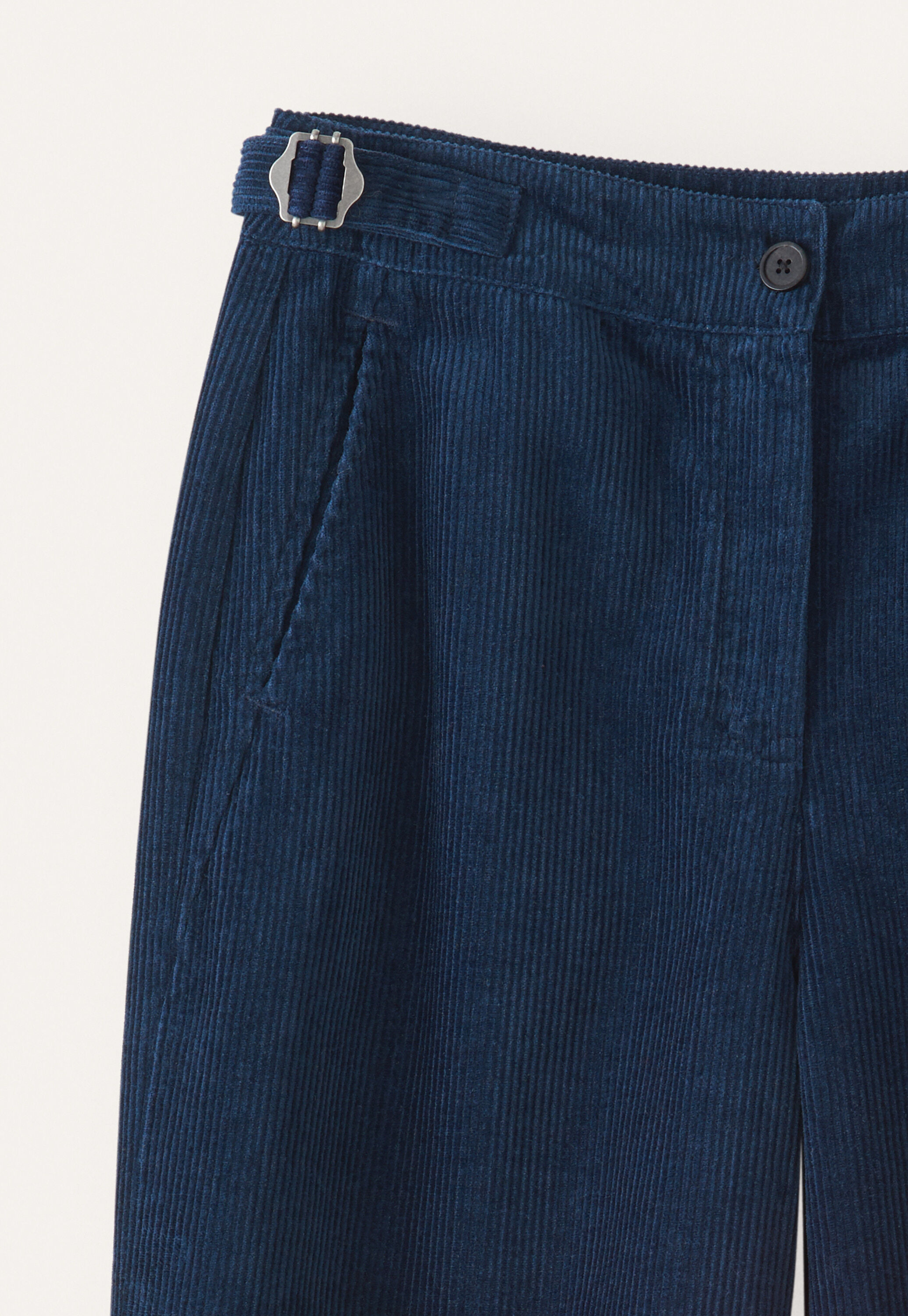 K&uuml;rzere Hose aus Cord