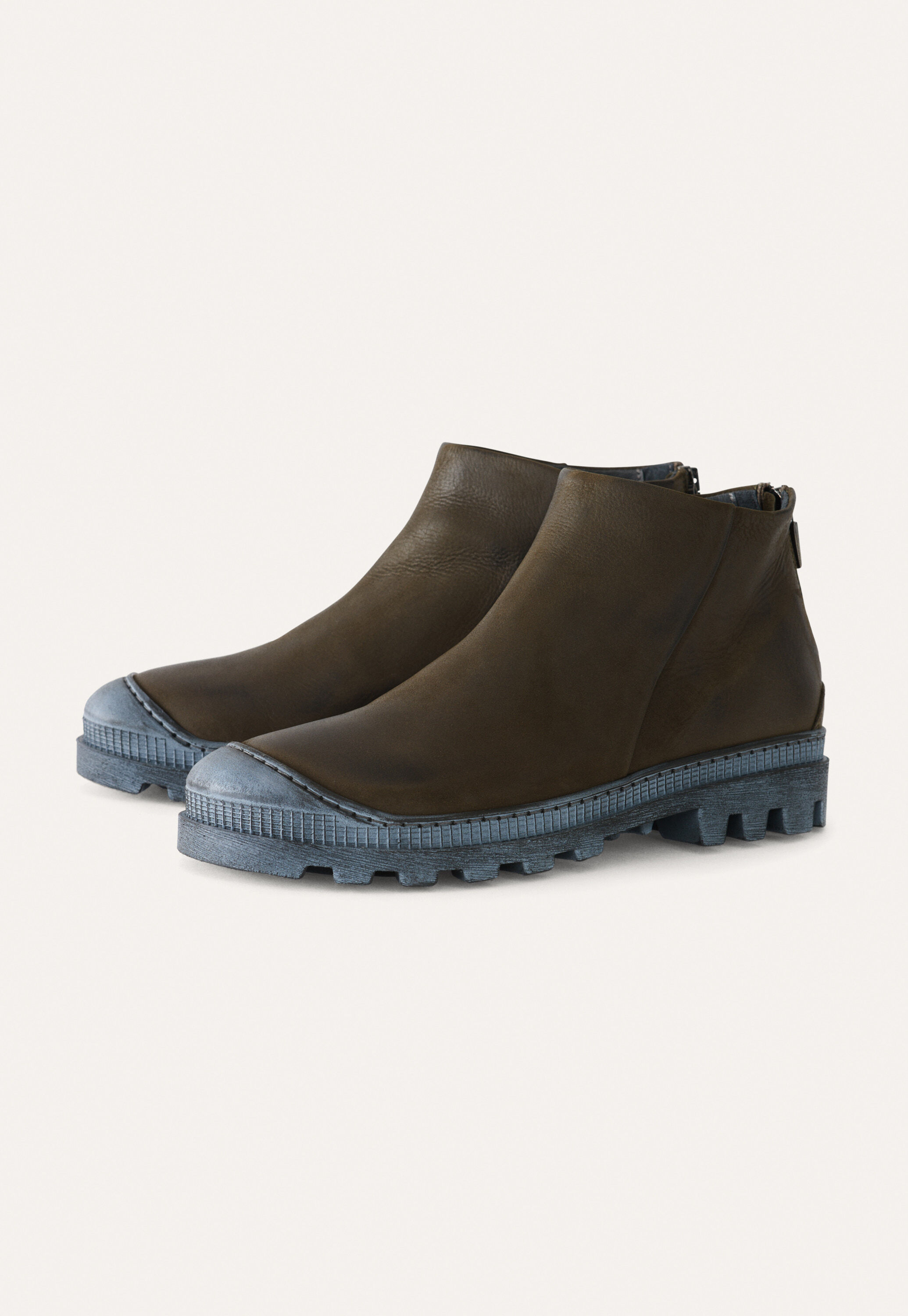 Stiefeletten mit r&uuml;ckw&auml;rtigem Rei&szlig;verschluss
