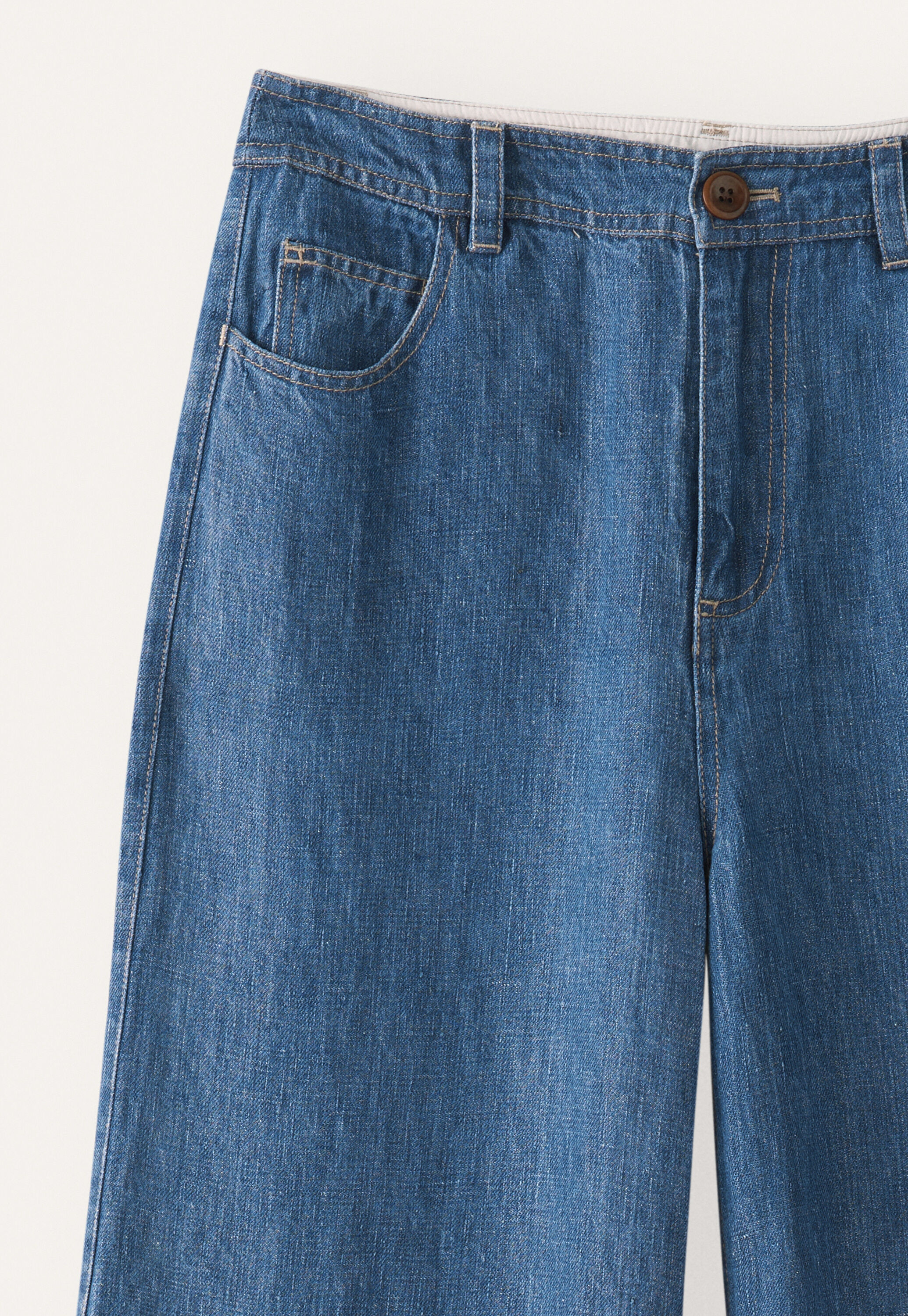 Indigo-gef&auml;rbte Jeans