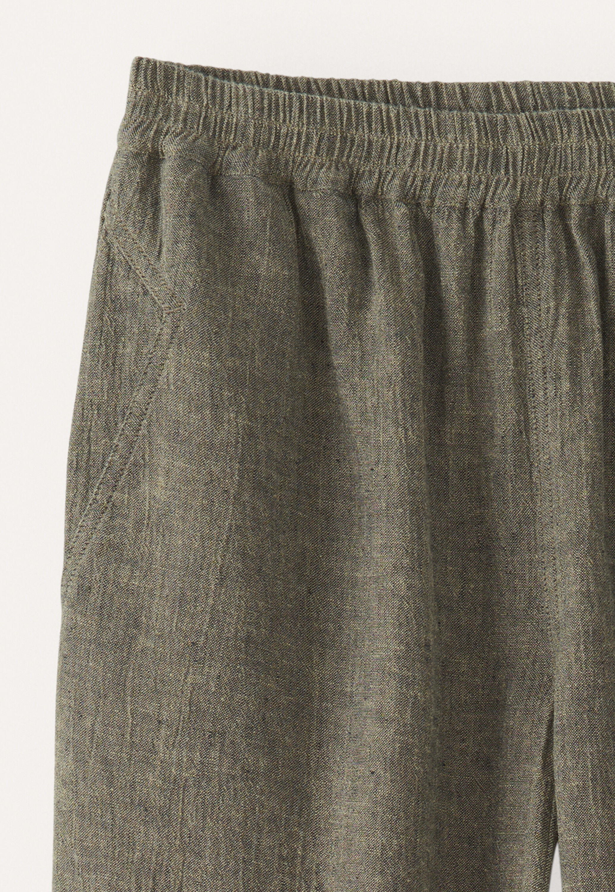 Schmal zulaufende Crinkle-Hose
